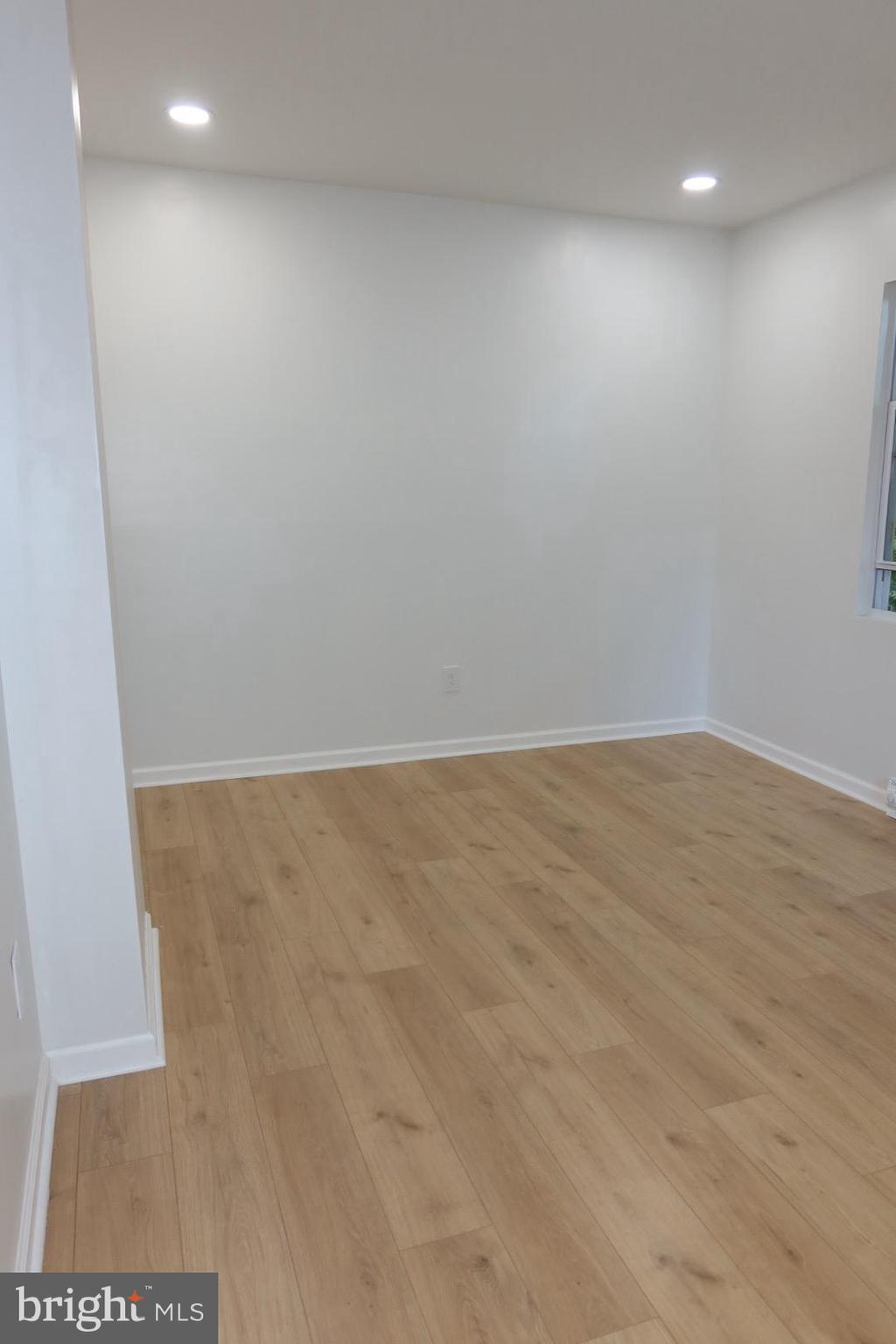 GERMANTOWN (EAST) - Residential