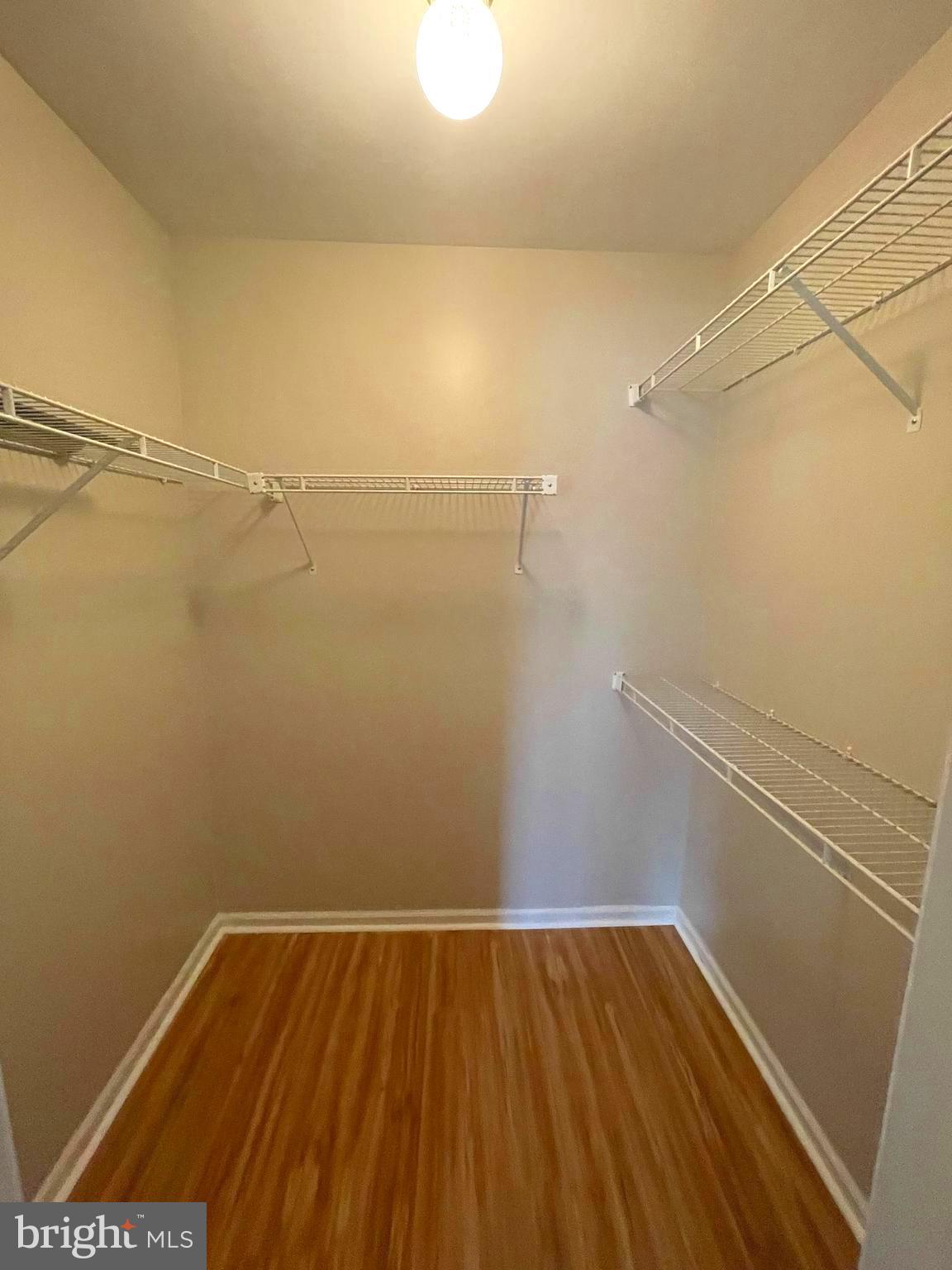 CRESTWOOD CONDO - Residential