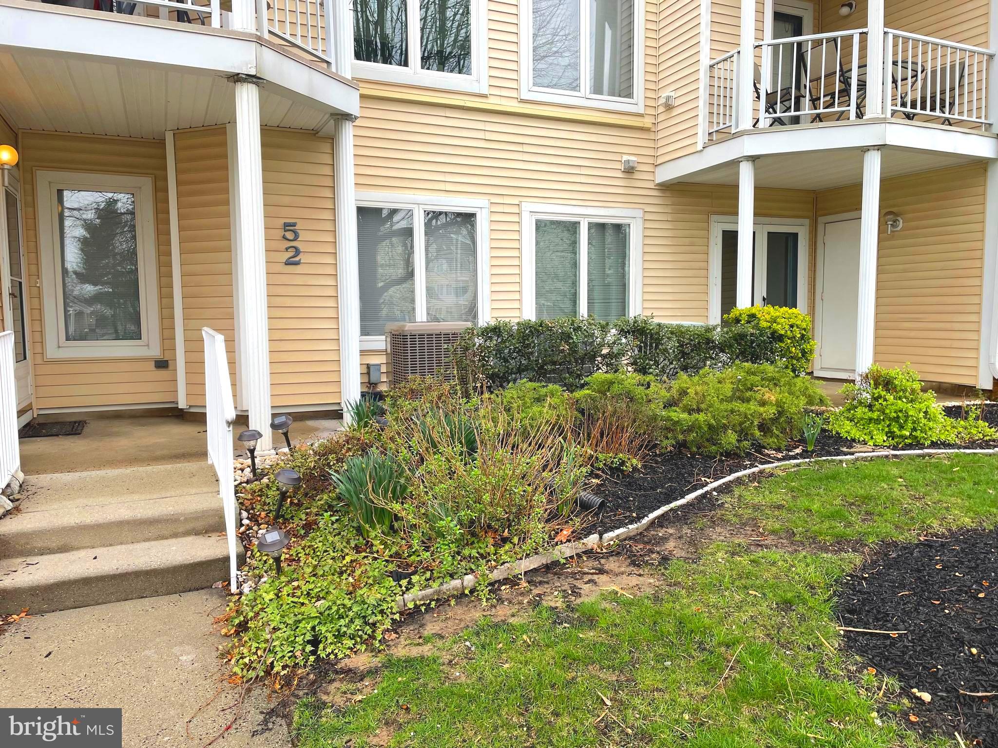 CRESTWOOD CONDO - Residential
