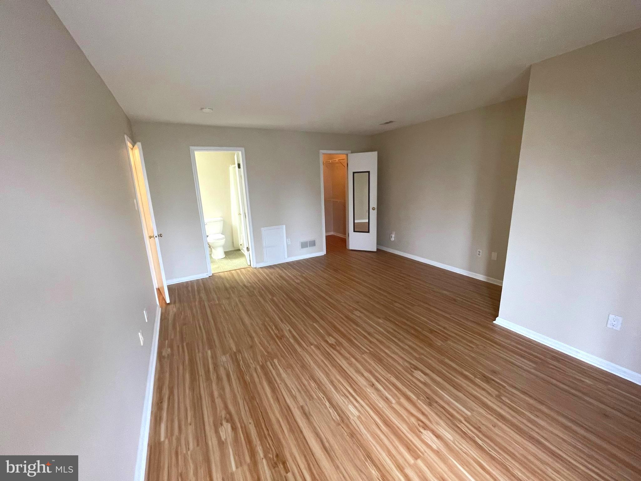 CRESTWOOD CONDO - Residential