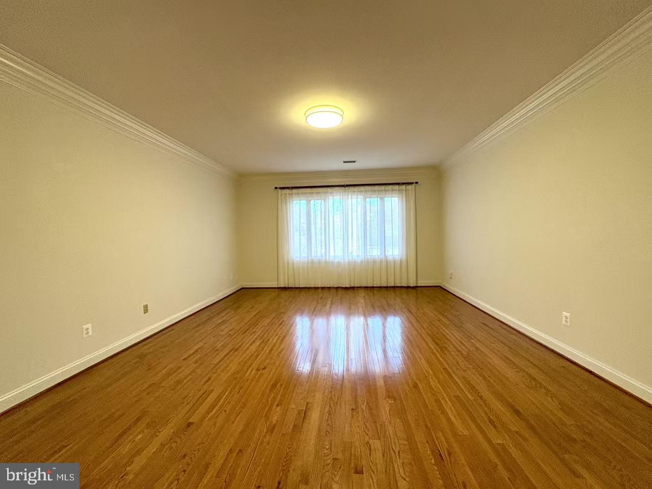 POTOMAC CREST - Residential