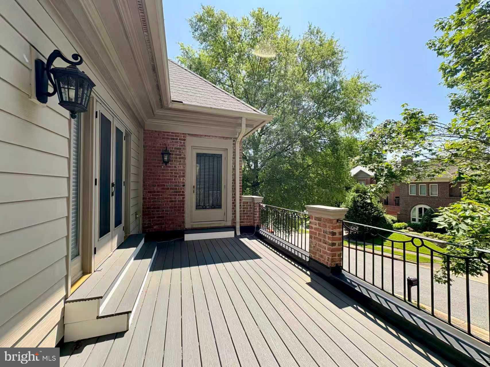 POTOMAC CREST - Residential