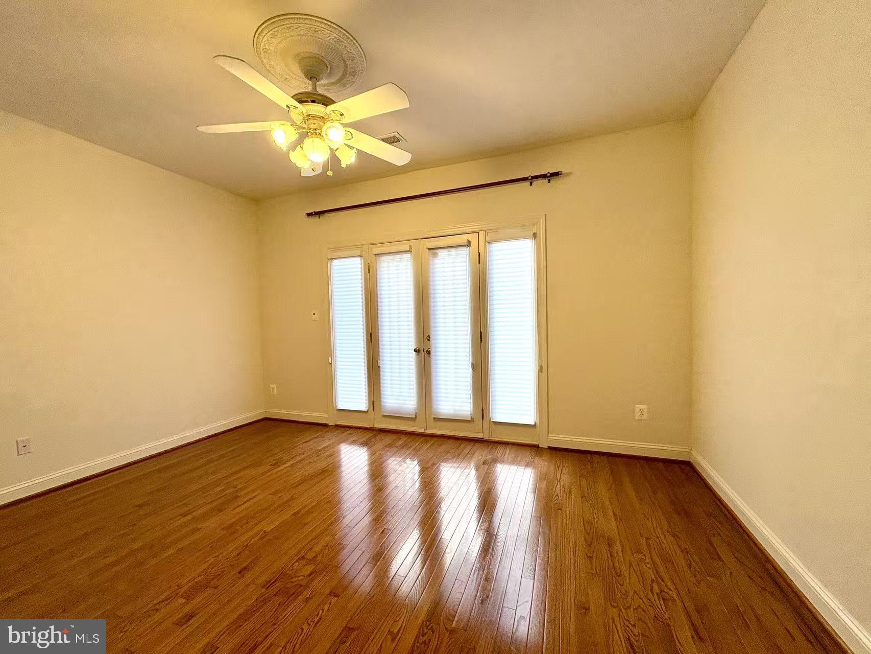 POTOMAC CREST - Residential