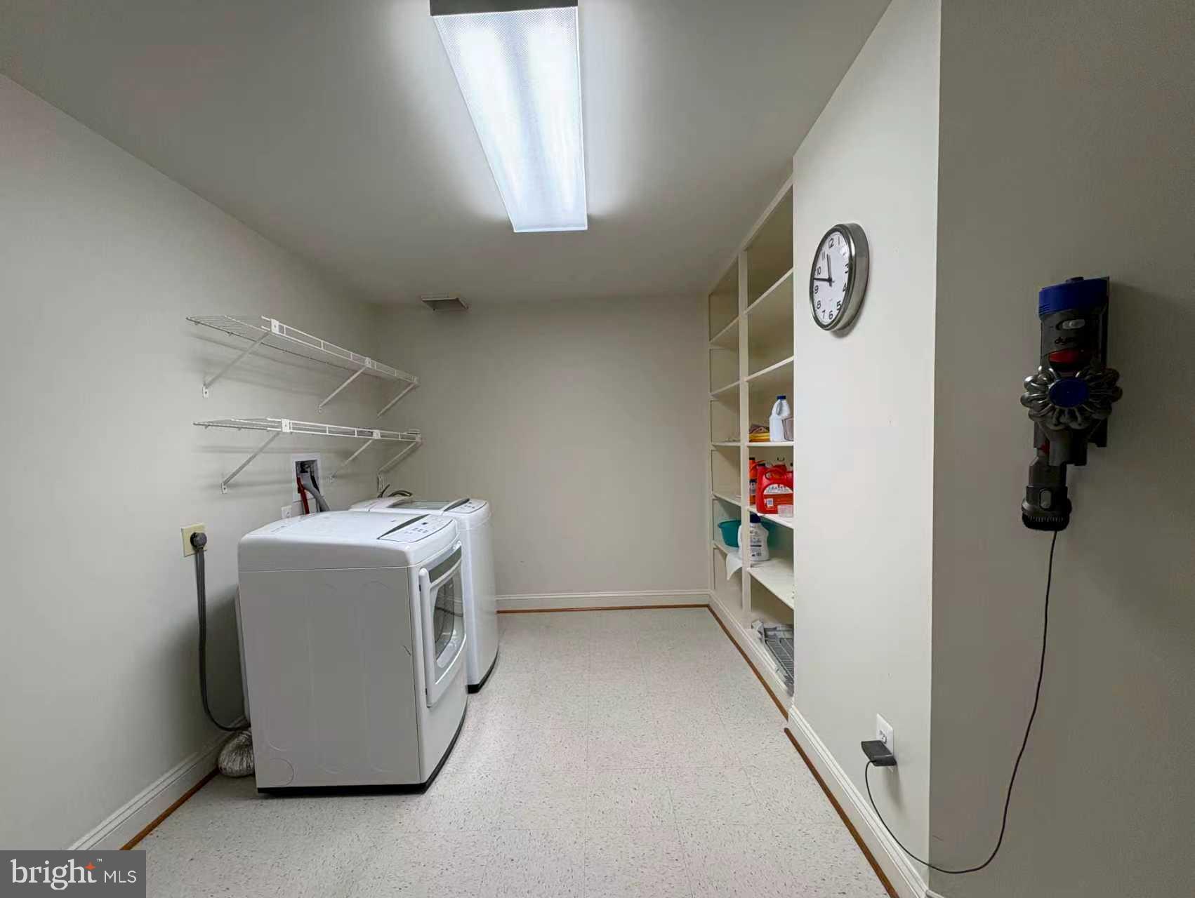 POTOMAC CREST - Residential