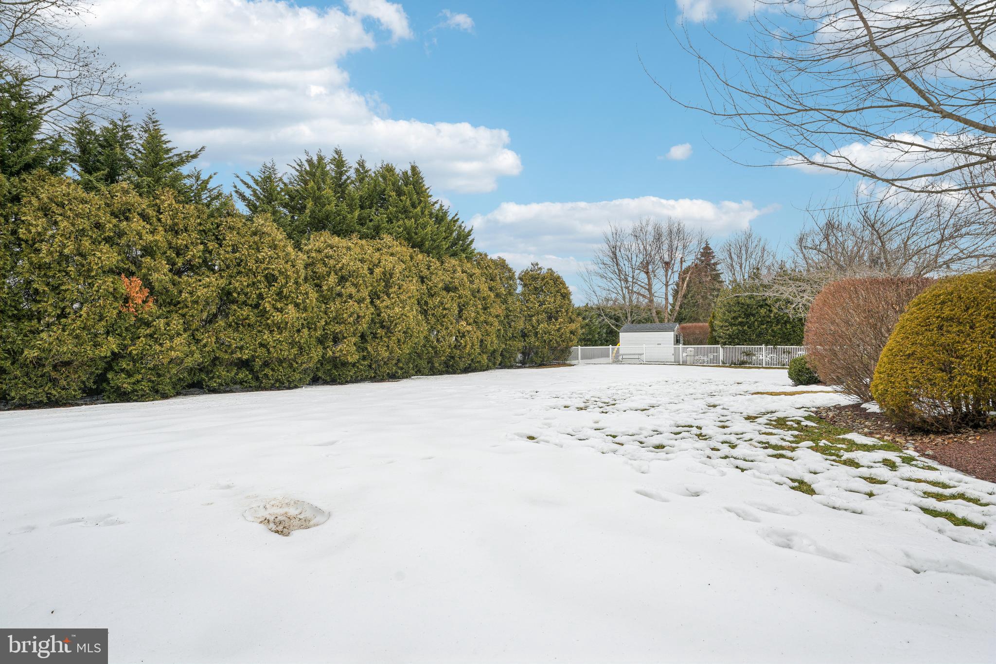 NORTHAMPTON CROSSG - Residential