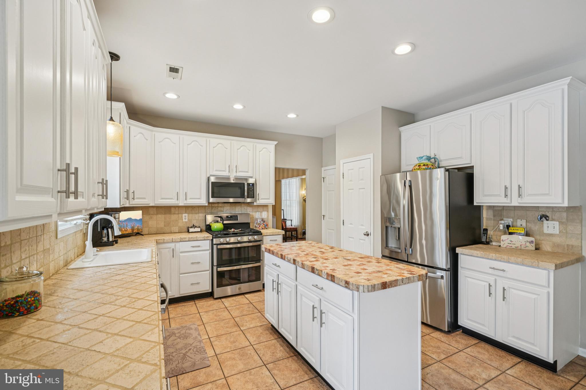 NORTHAMPTON CROSSG - Residential