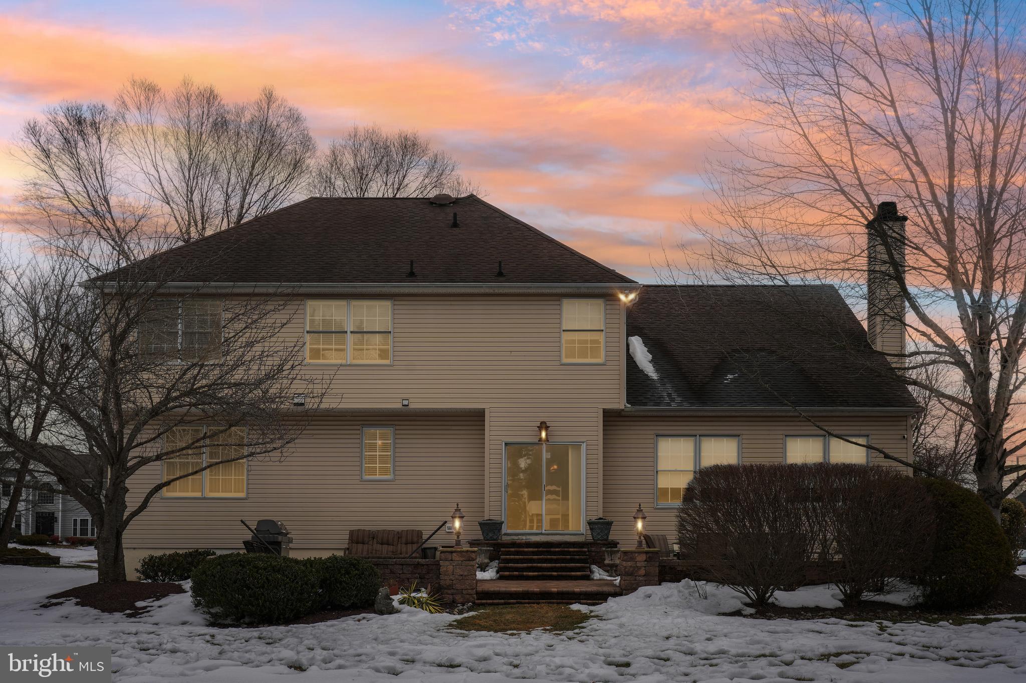 NORTHAMPTON CROSSG - Residential