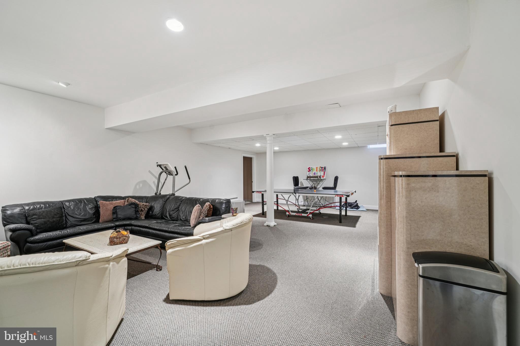 NORTHAMPTON CROSSG - Residential