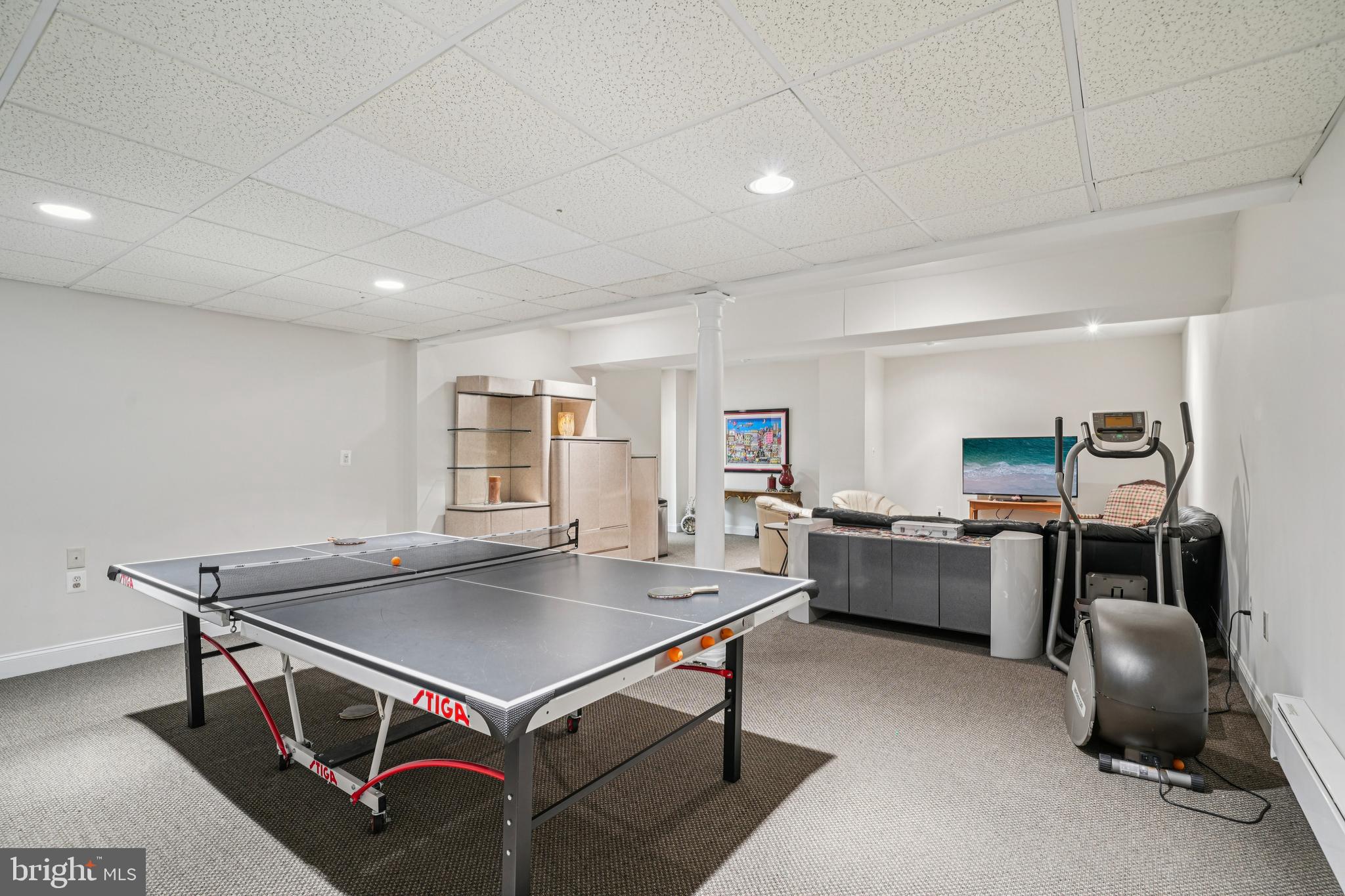 NORTHAMPTON CROSSG - Residential