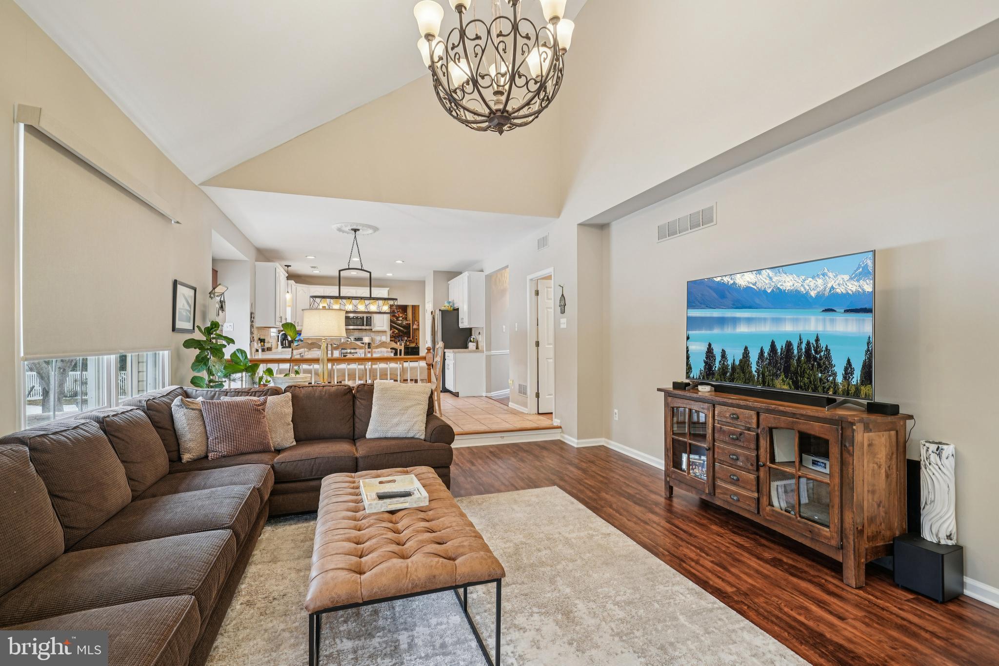 NORTHAMPTON CROSSG - Residential