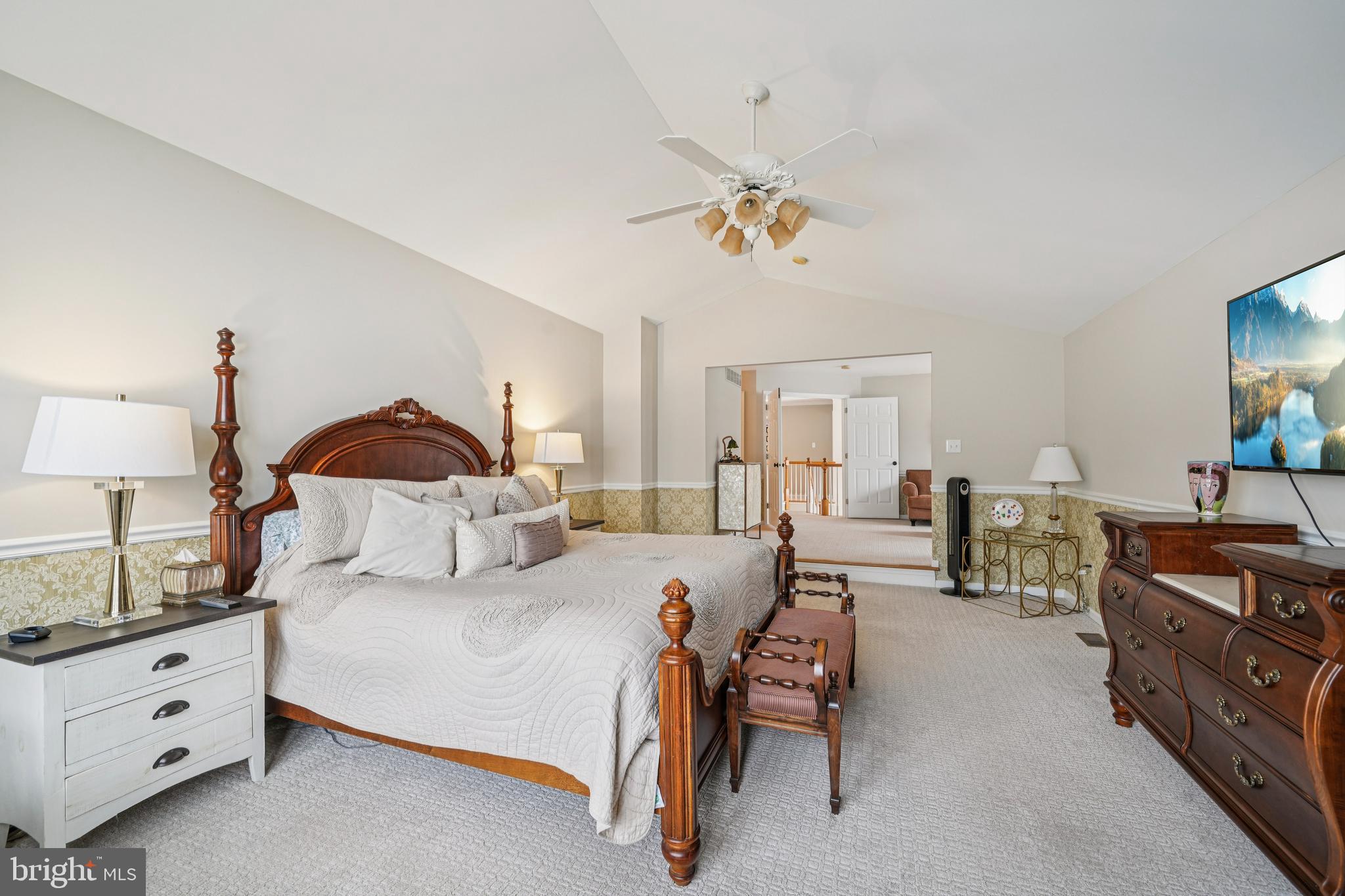 NORTHAMPTON CROSSG - Residential