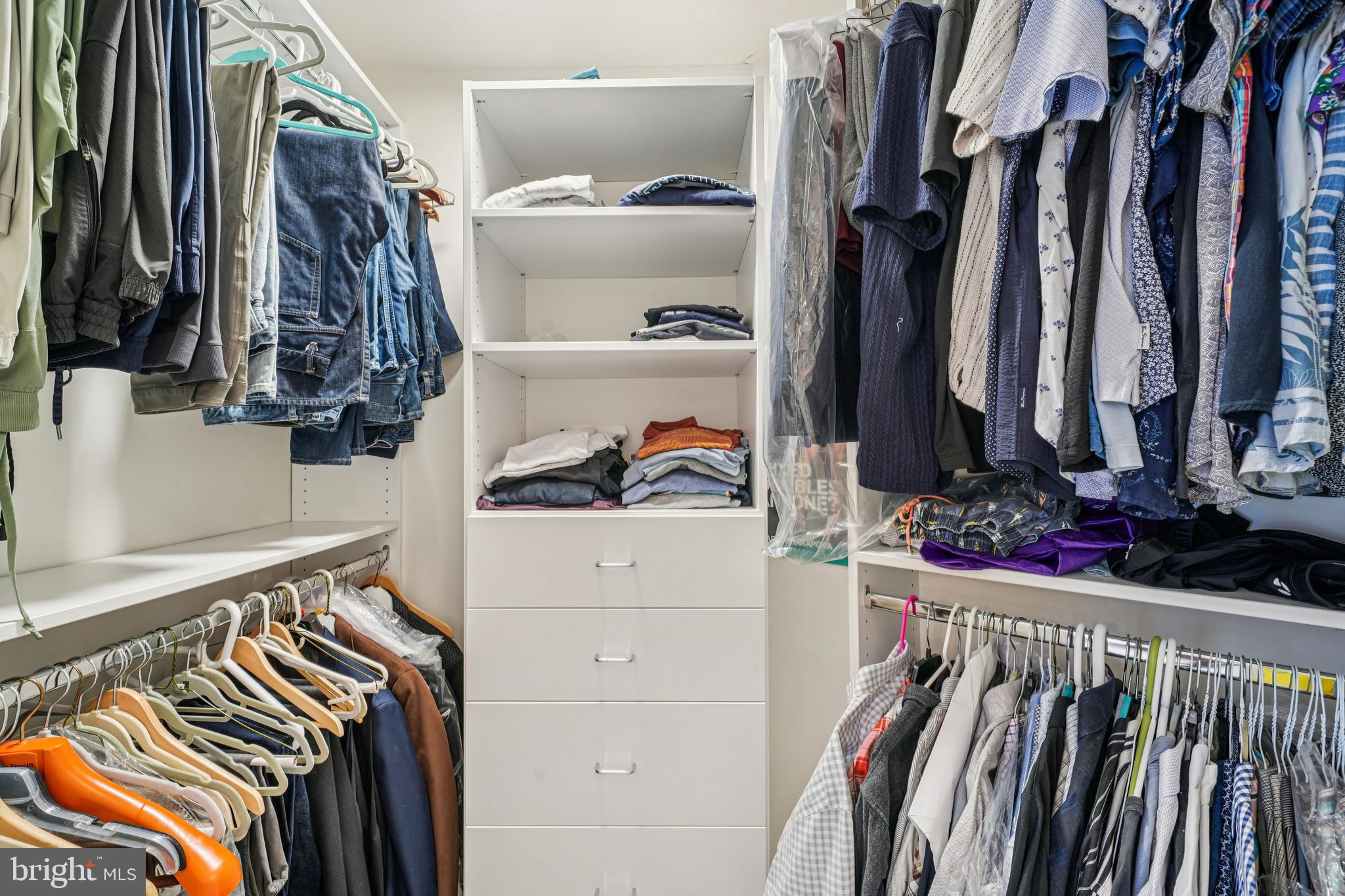 NORTHAMPTON CROSSG - Residential