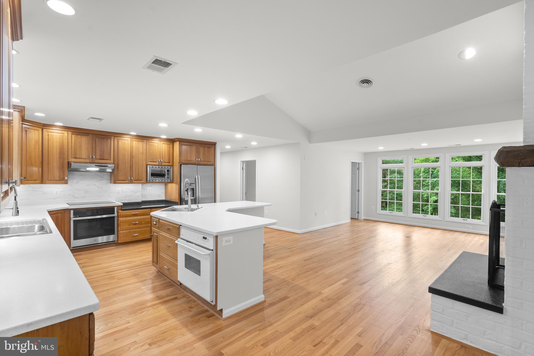 CLARKSBURG OUTSIDE - Residential