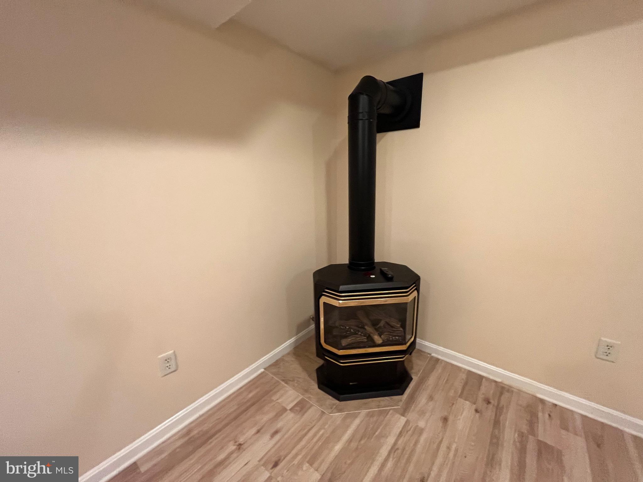 WINTERS RUN MANOR - Residential