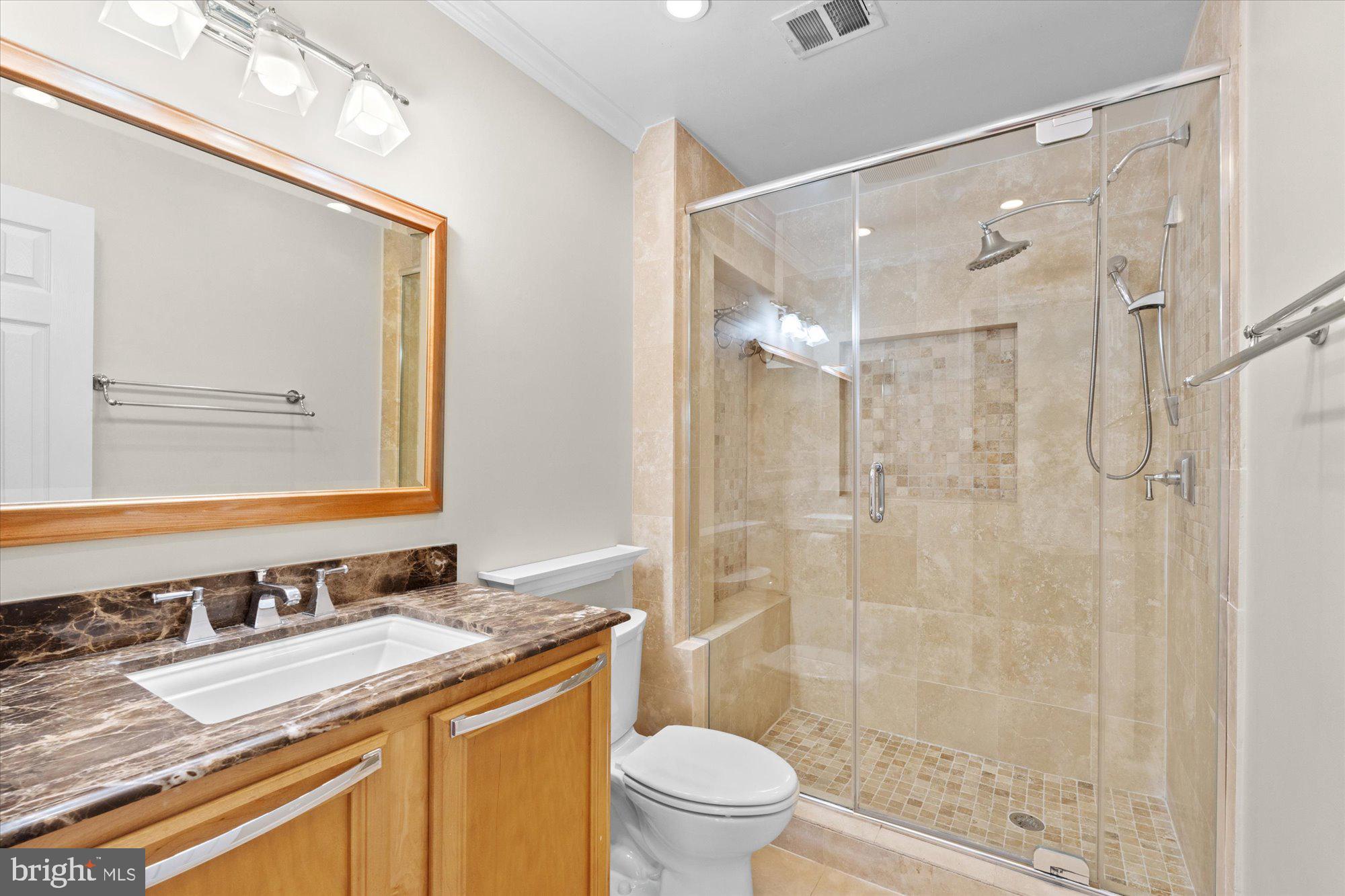 DEL RAY - Residential