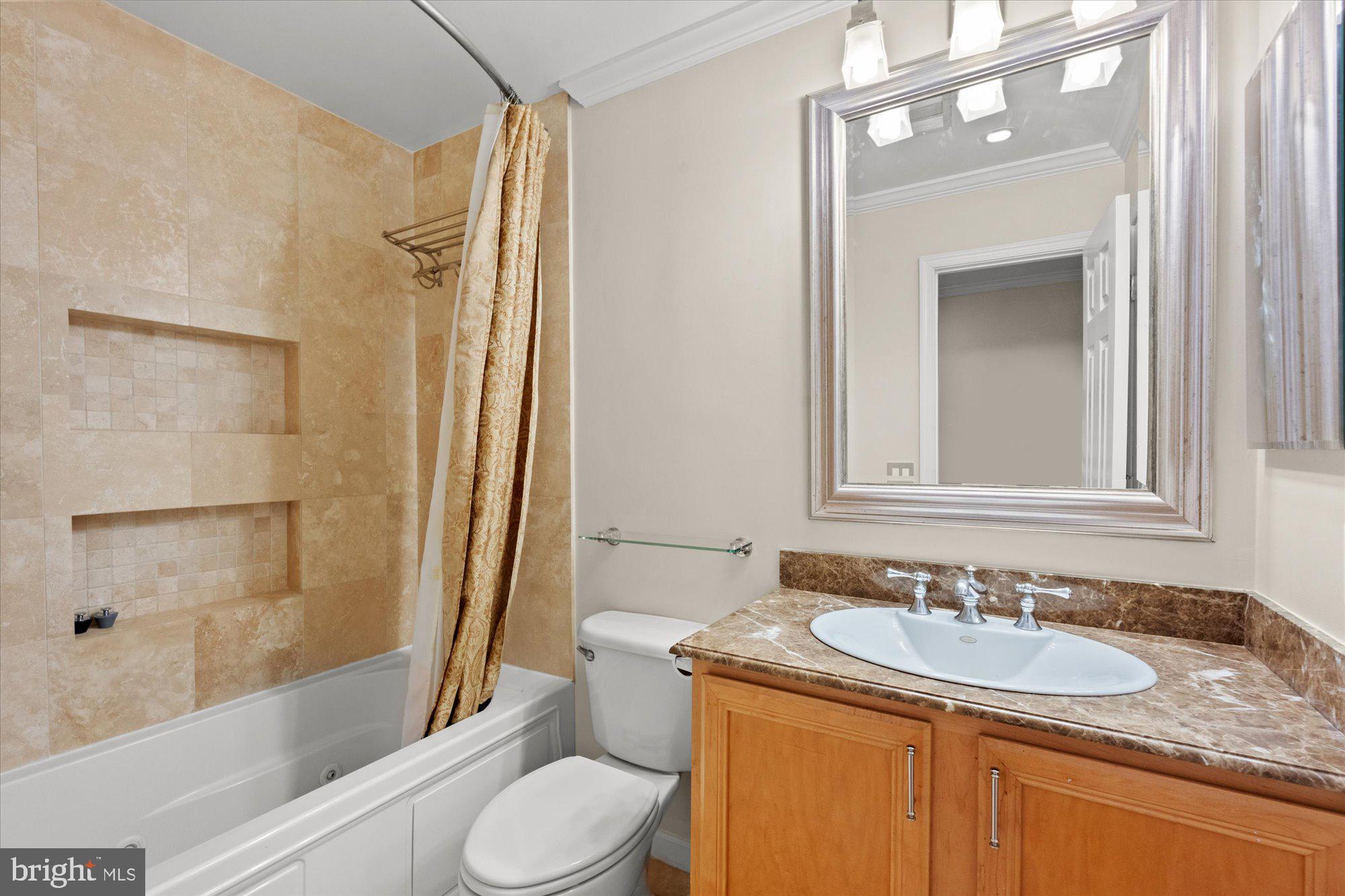 DEL RAY - Residential