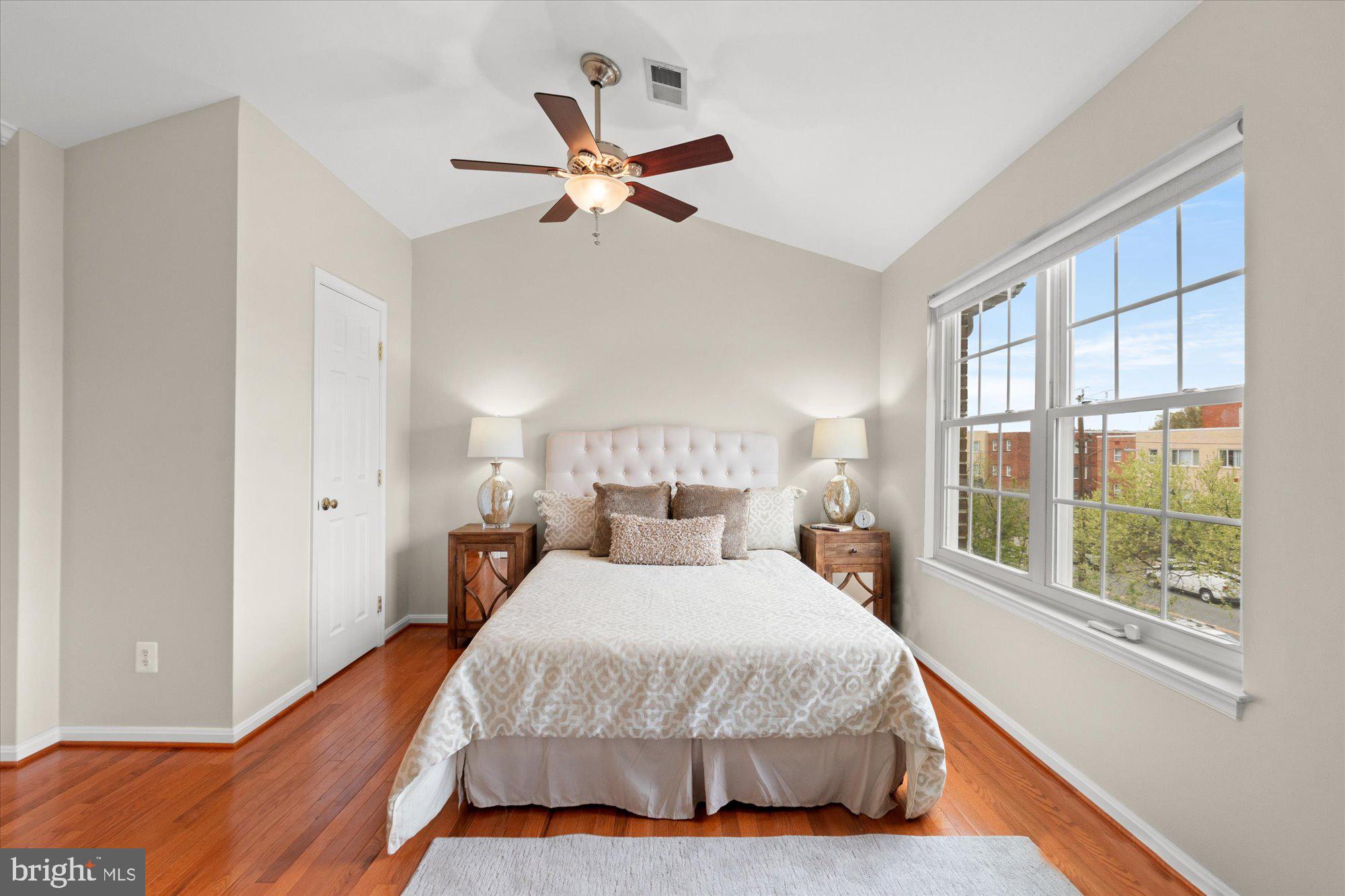 DEL RAY - Residential