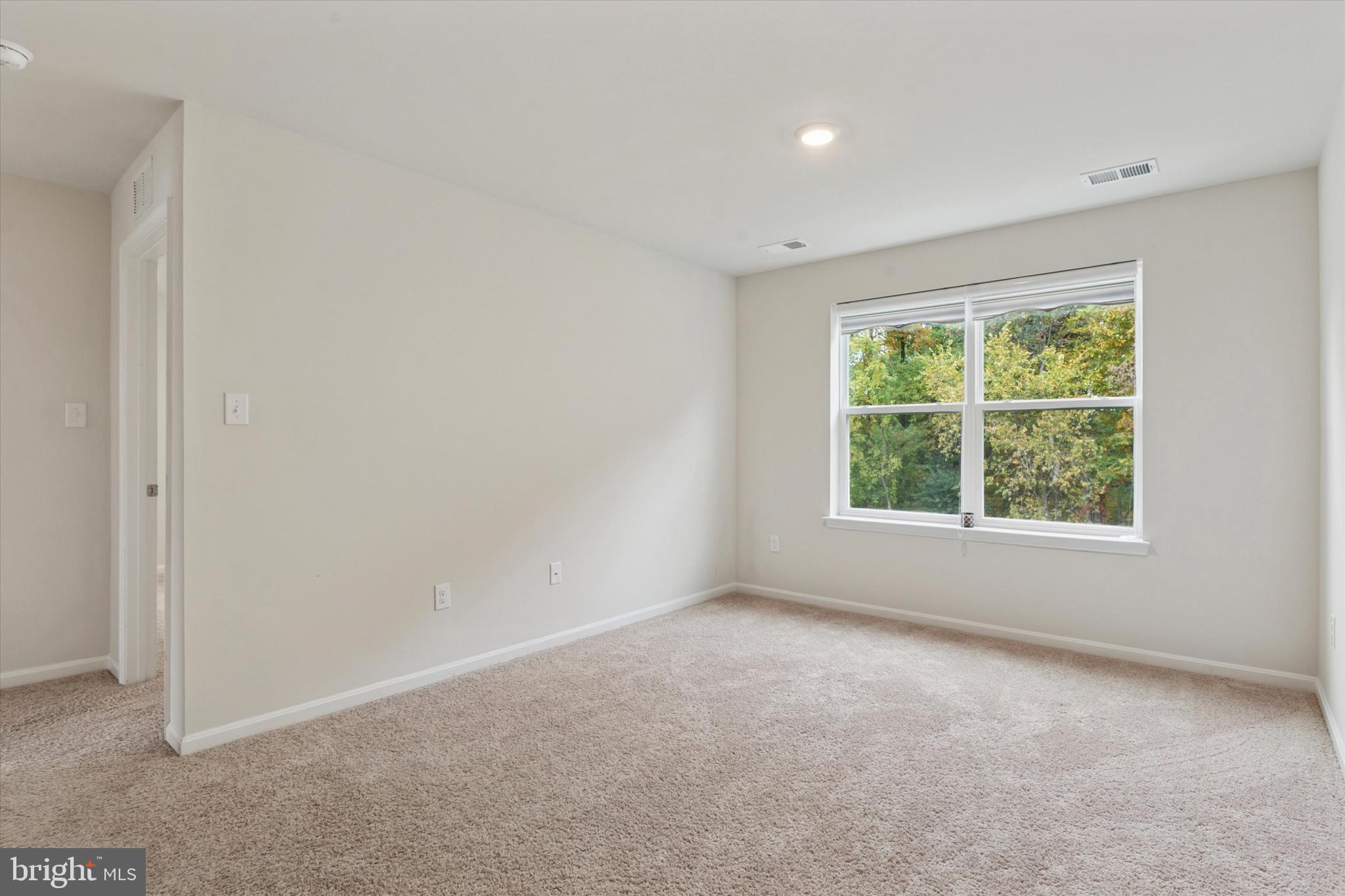 SHANNON COVE - Residential