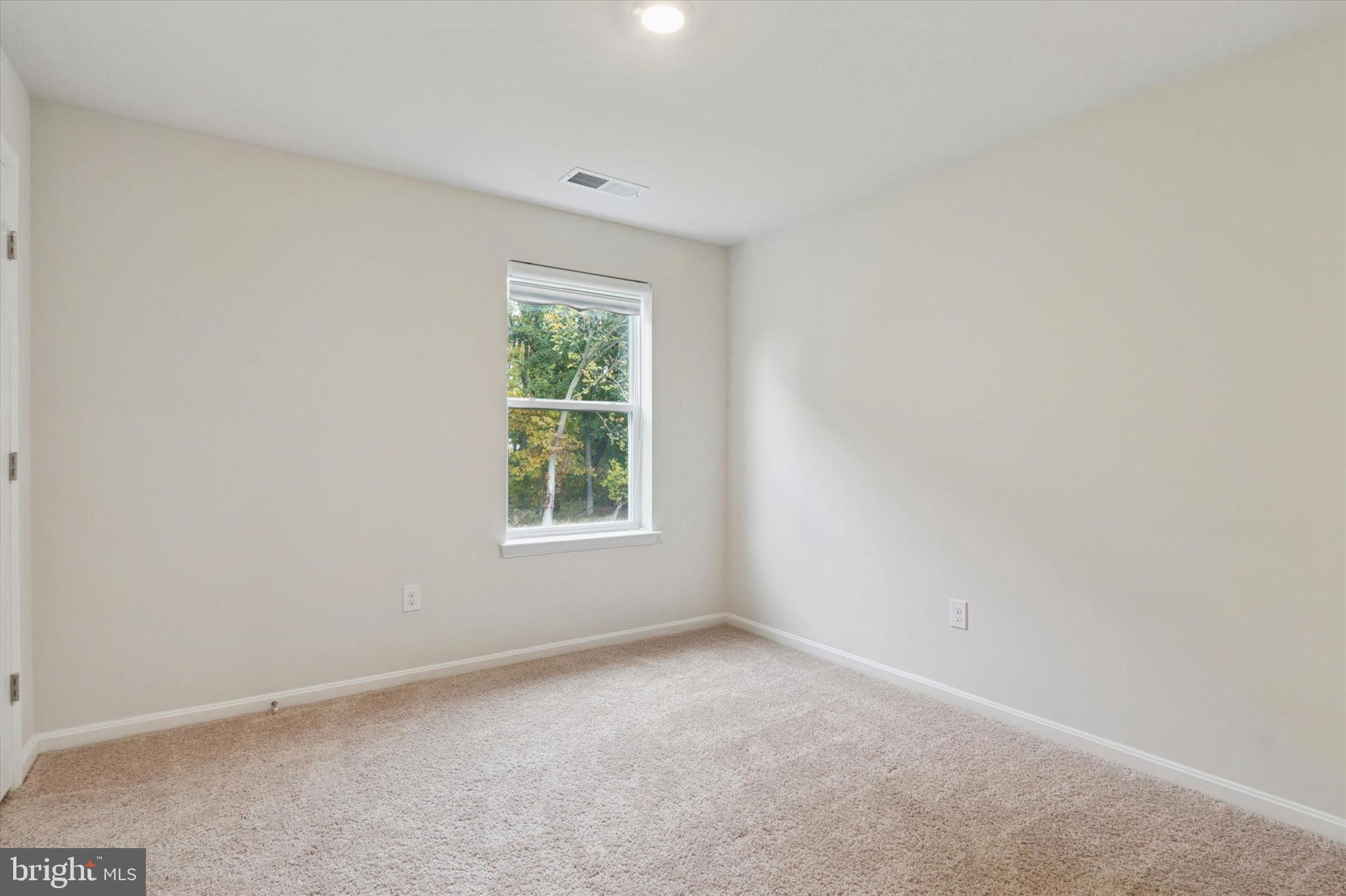 SHANNON COVE - Residential