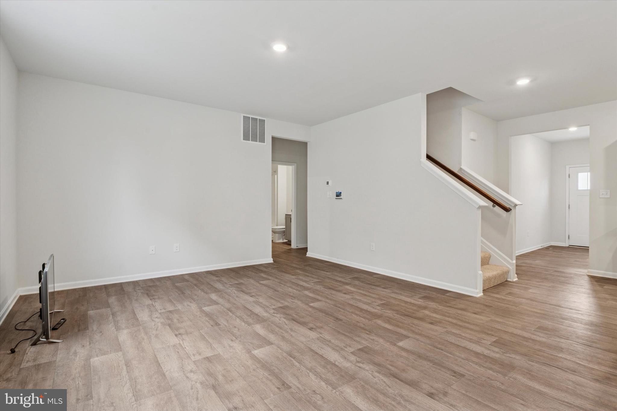 1236 PIMPERNELL PATH