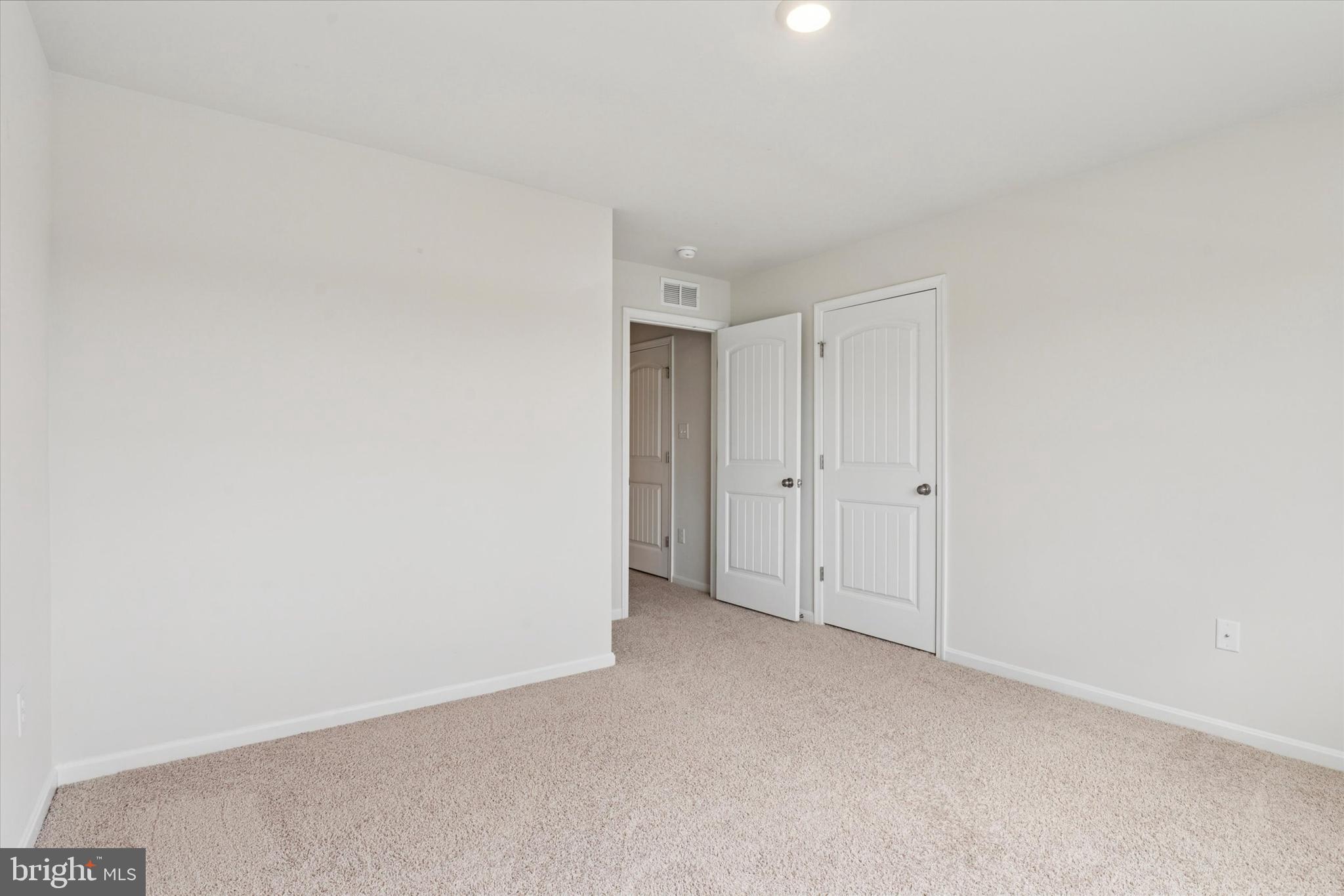 SHANNON COVE - Residential