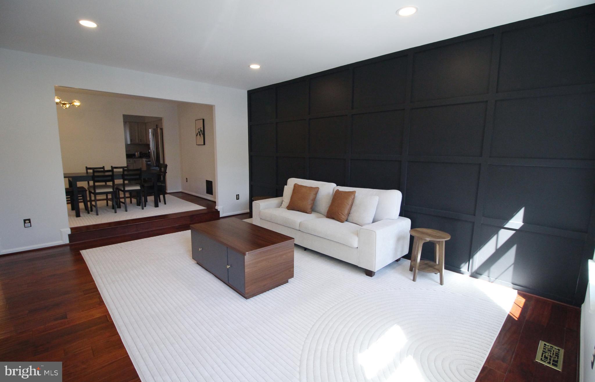 3139 STRATFORD COURT