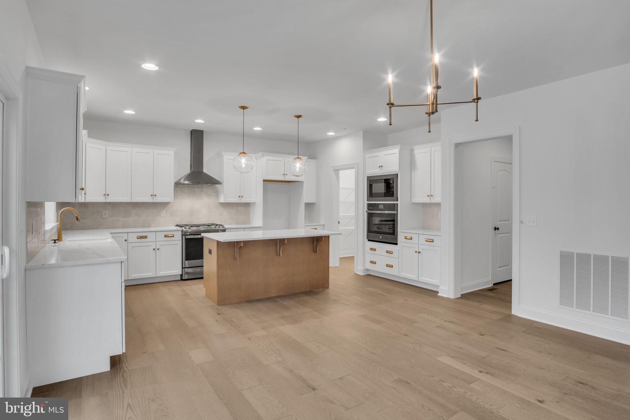 BRINDLE FARMS - Residential