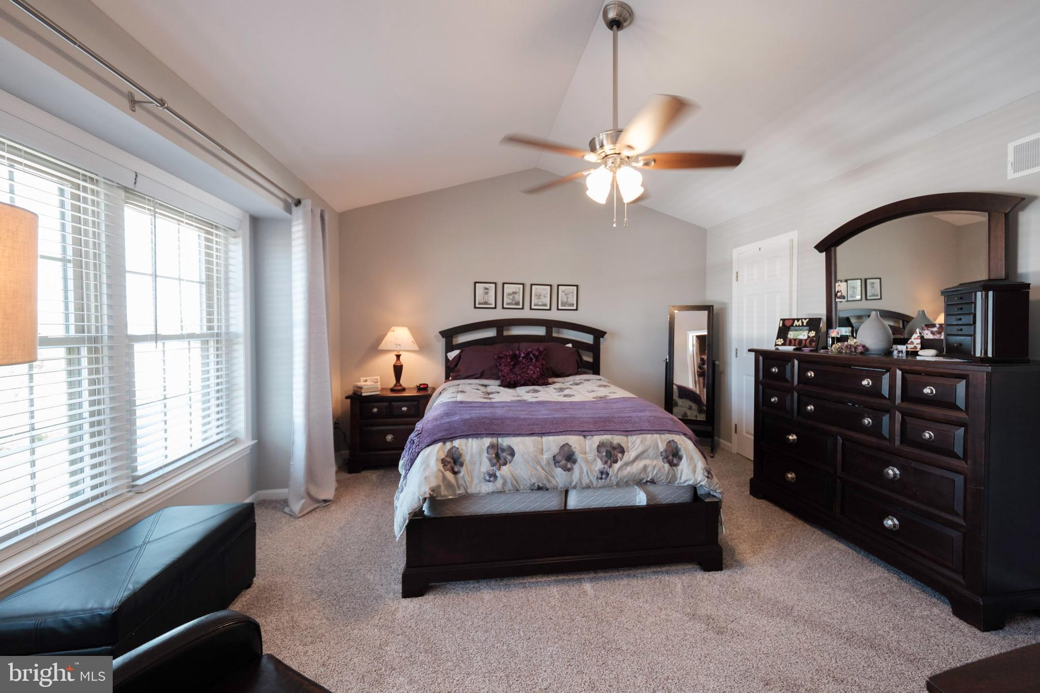 CHELSEA MANOR - Residential