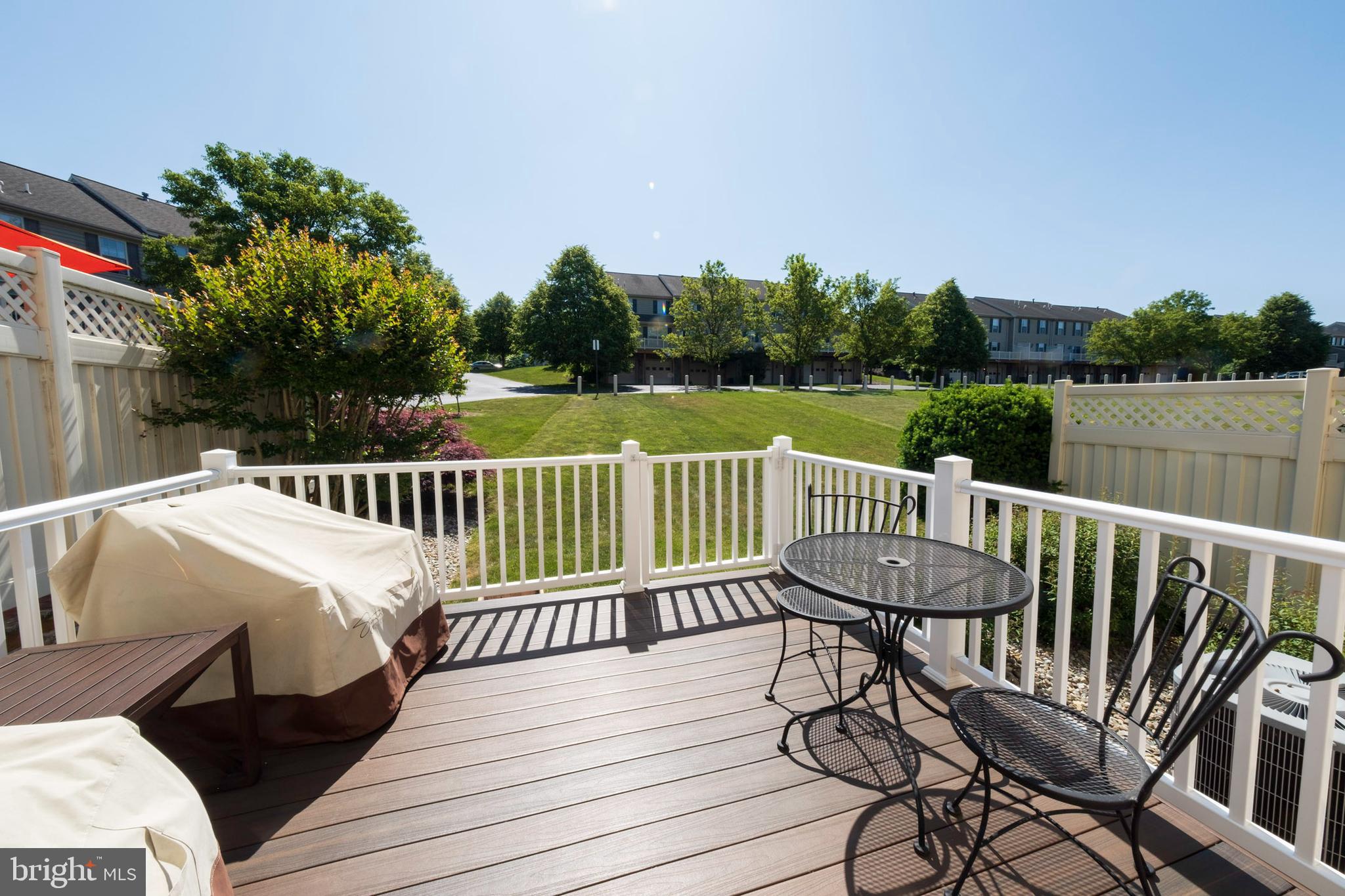 CHELSEA MANOR - Residential