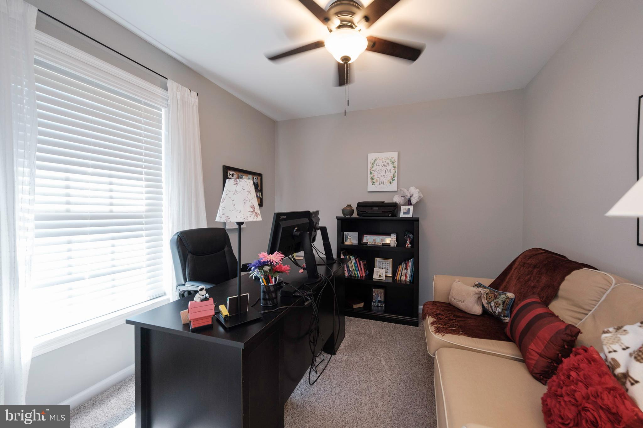 CHELSEA MANOR - Residential