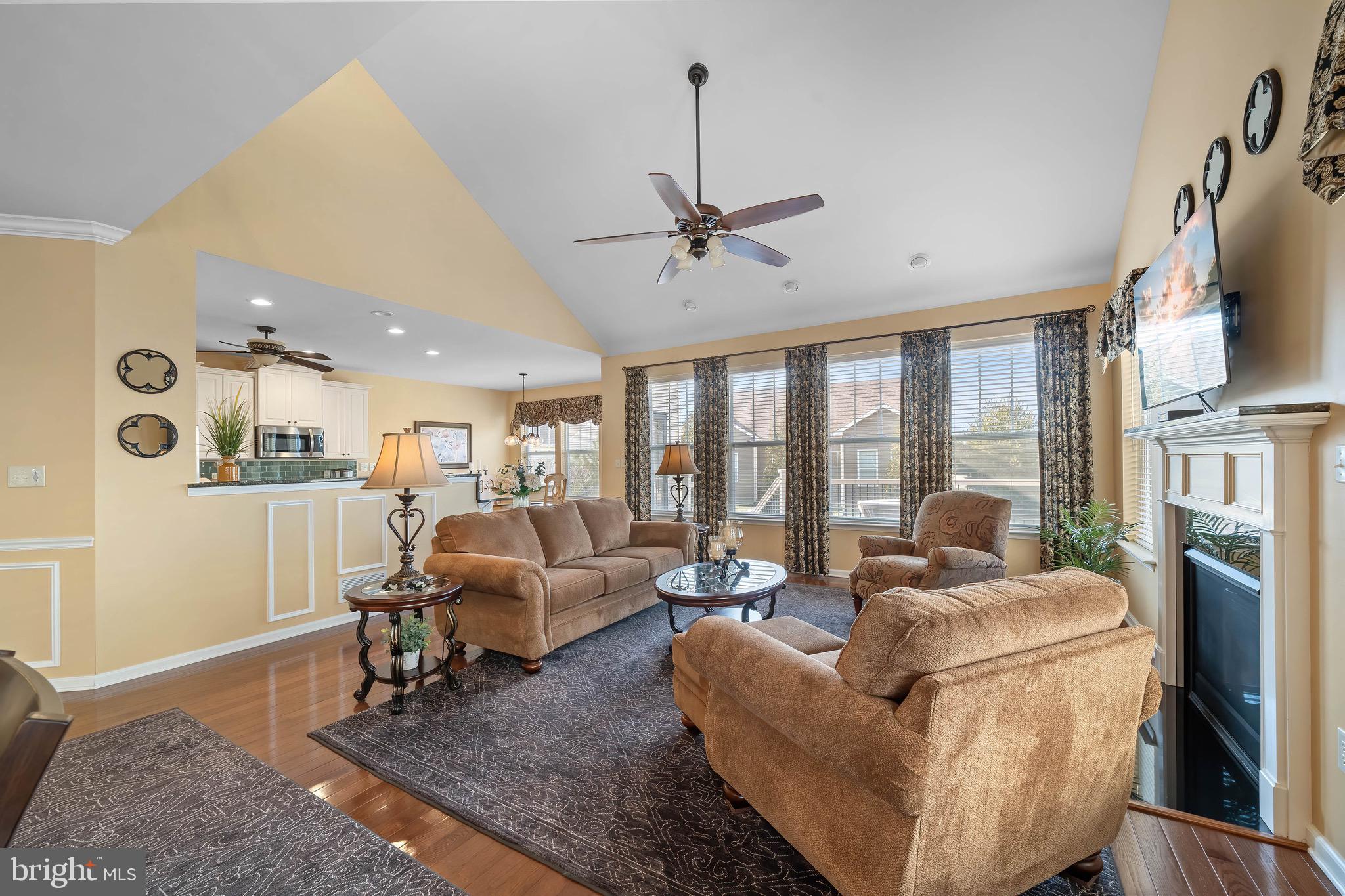 VILLAGE OF BAYBERRY - Residential