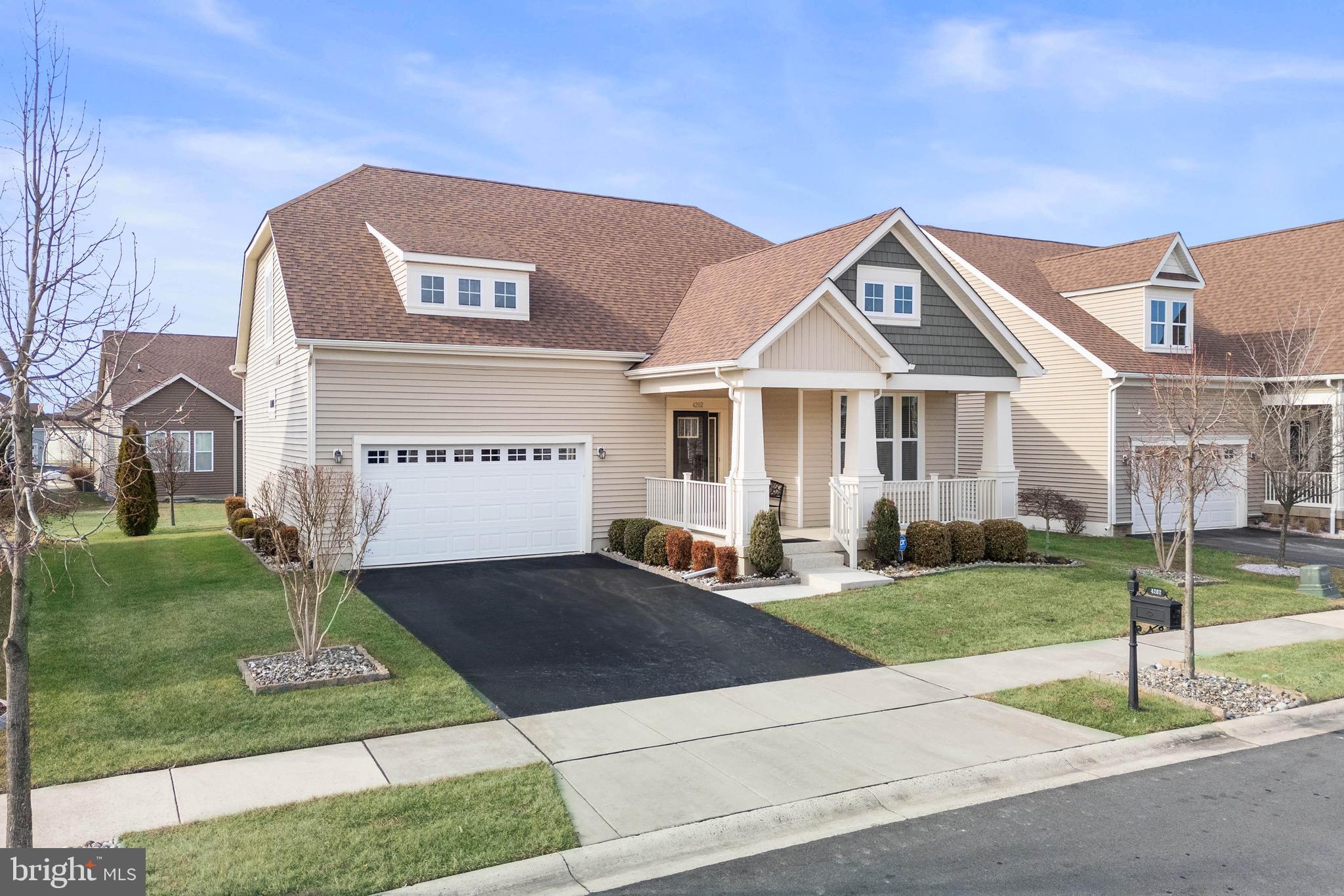 VILLAGE OF BAYBERRY - Residential