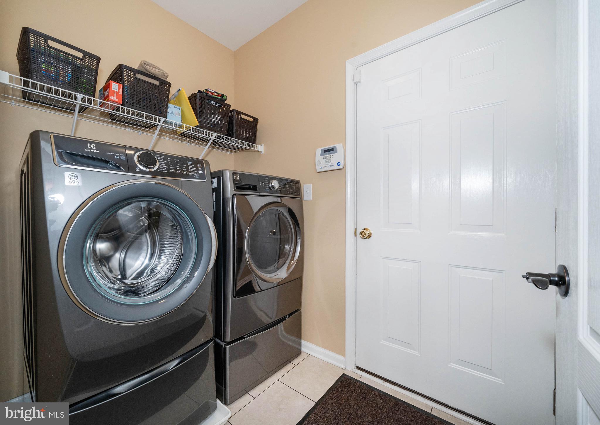 VILLAGE OF BAYBERRY - Residential