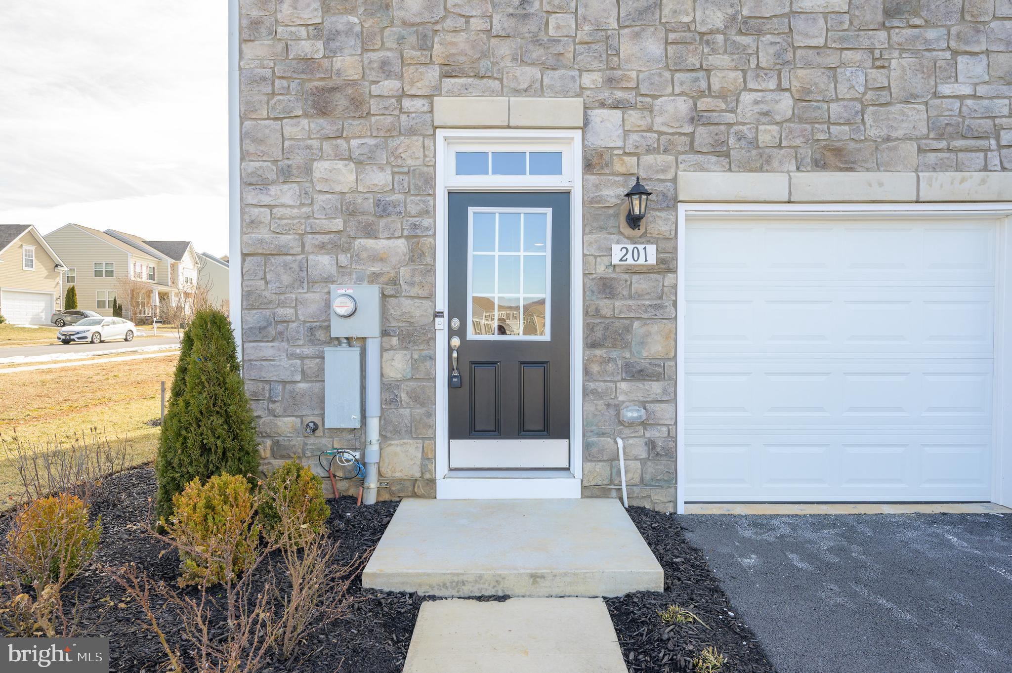 MARTINSBURG STATION - Residential Lease