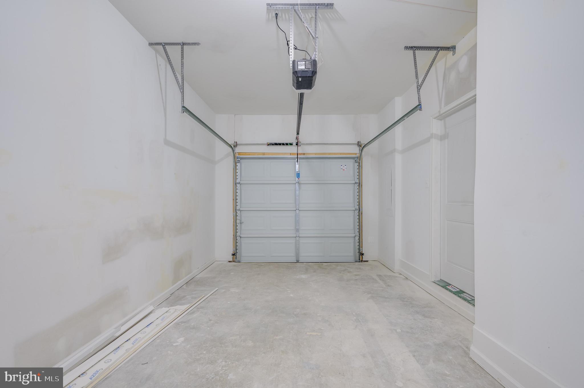 MARTINSBURG STATION - Residential Lease