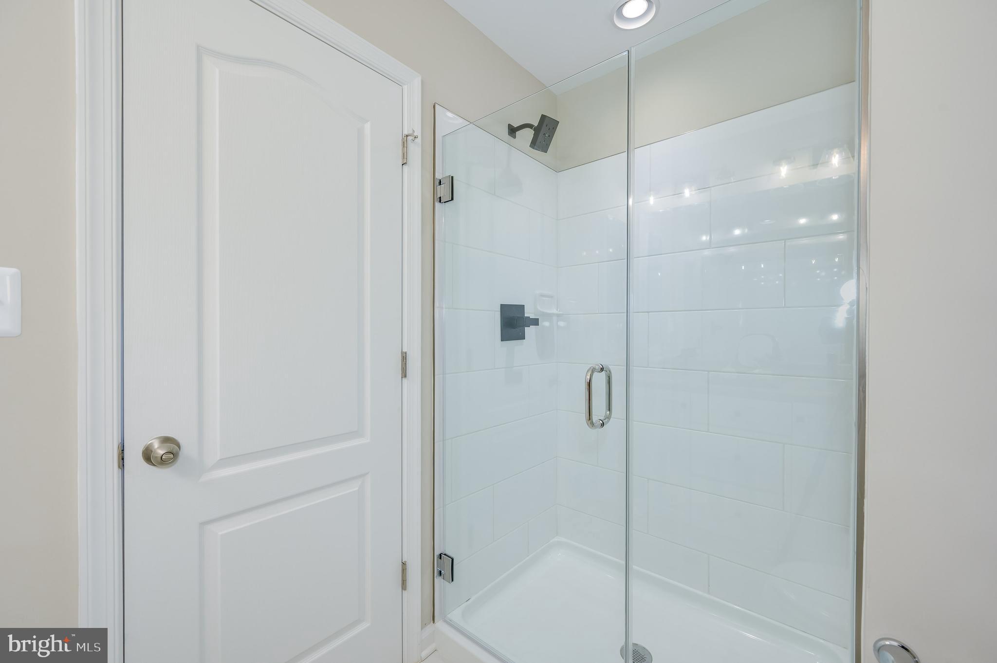 MARTINSBURG STATION - Residential Lease