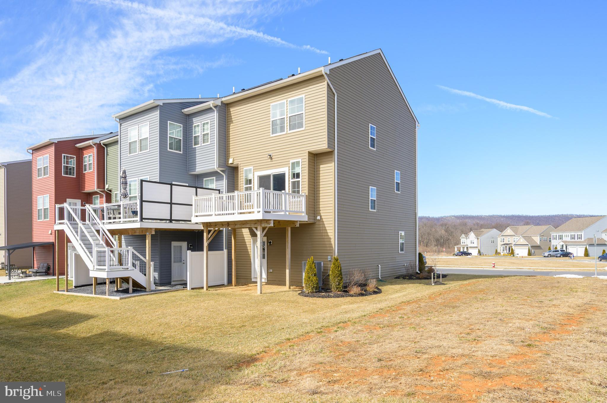 MARTINSBURG STATION - Residential Lease