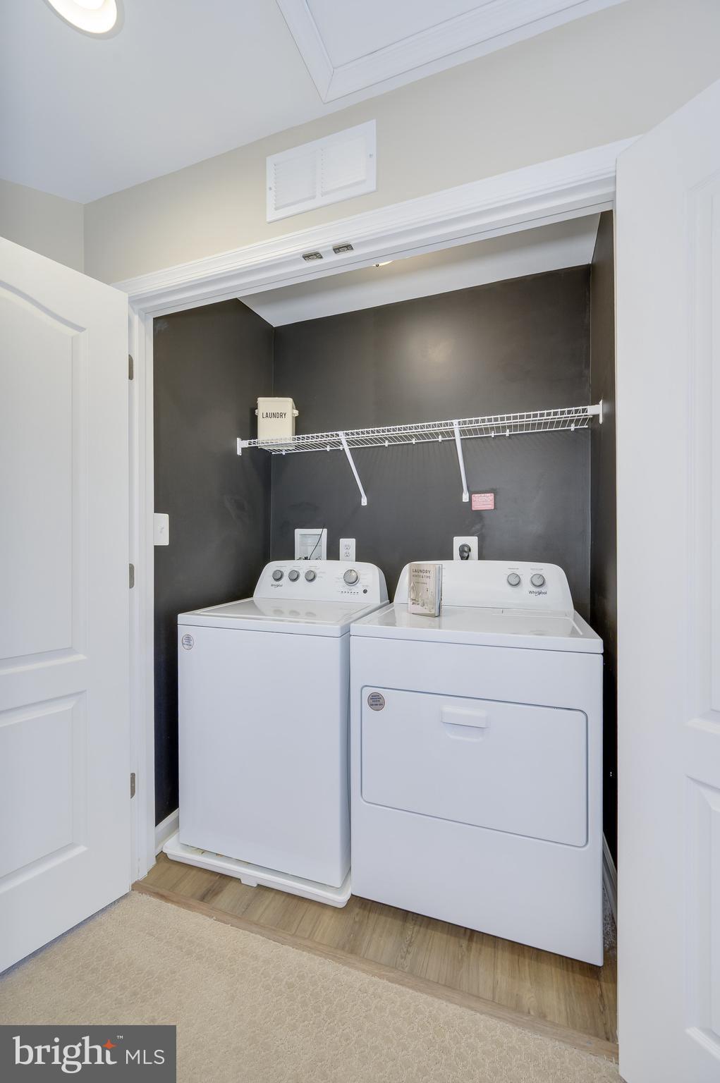 MARTINSBURG STATION - Residential Lease