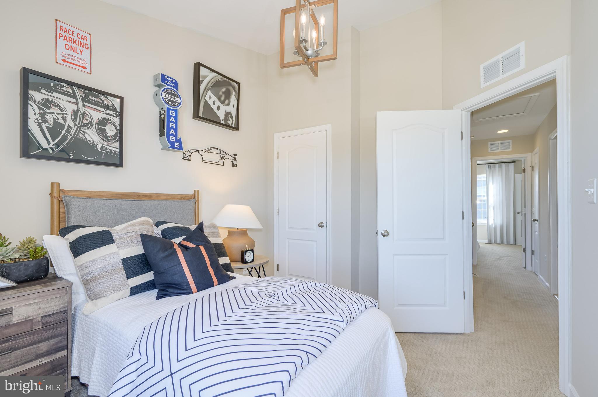 MARTINSBURG STATION - Residential Lease