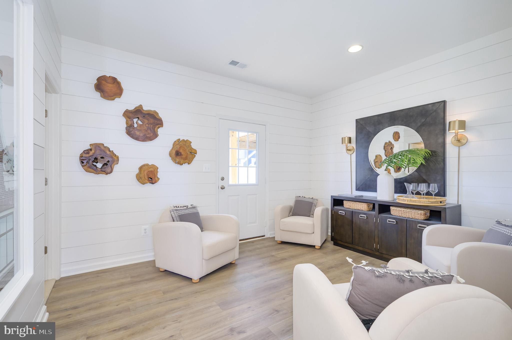 MARTINSBURG STATION - Residential Lease