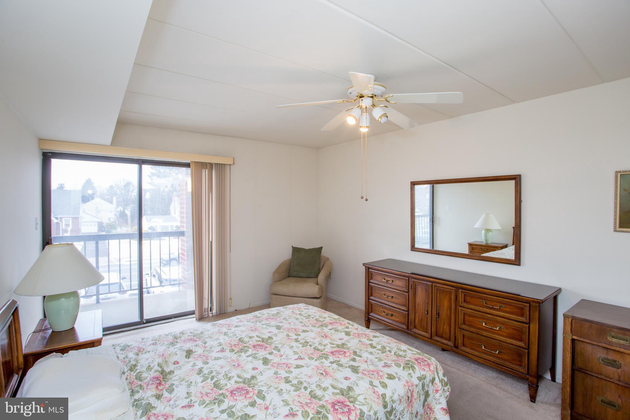 BUSTLETON - Residential