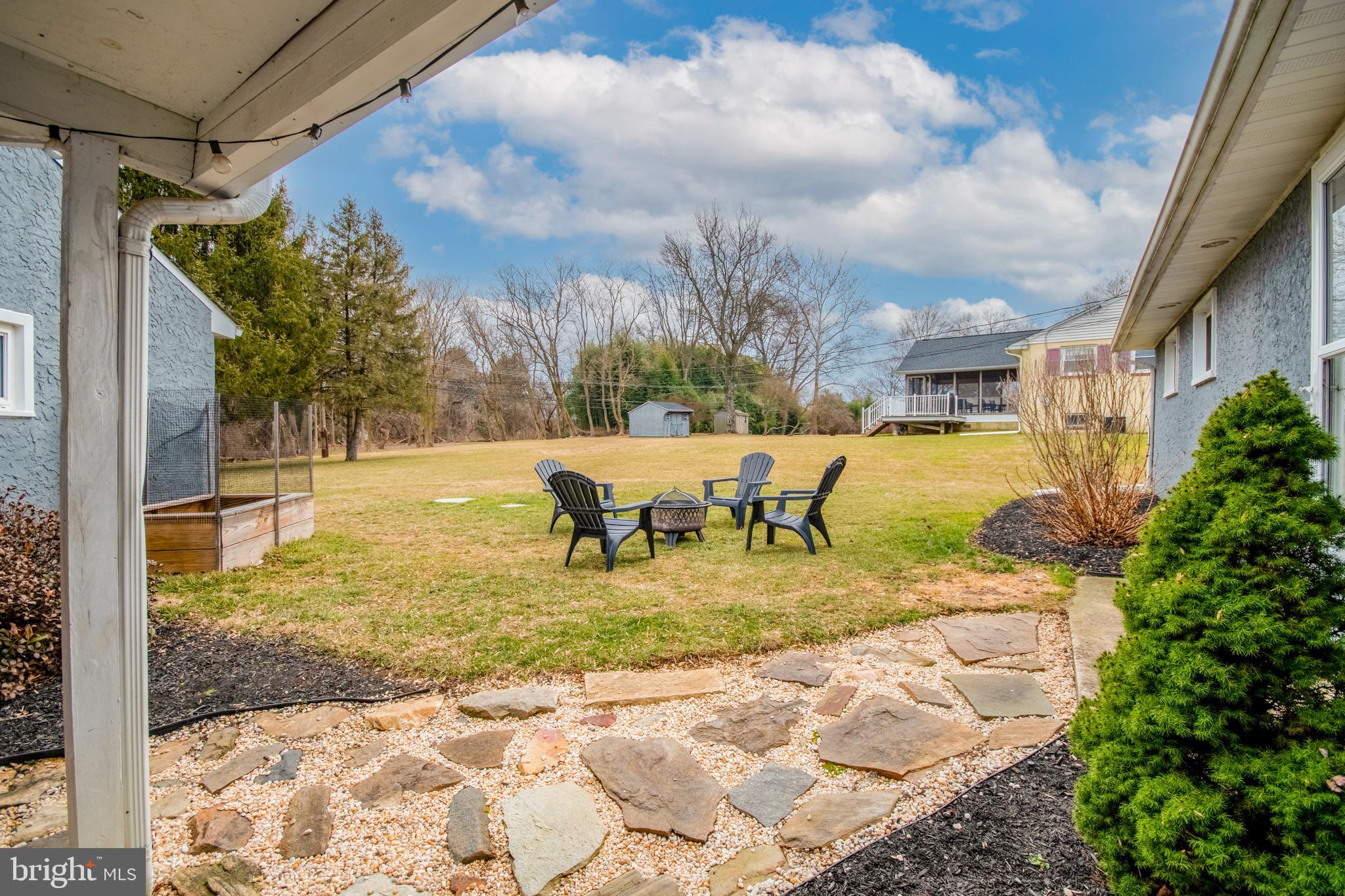 PENNSBURY HILLS - Residential