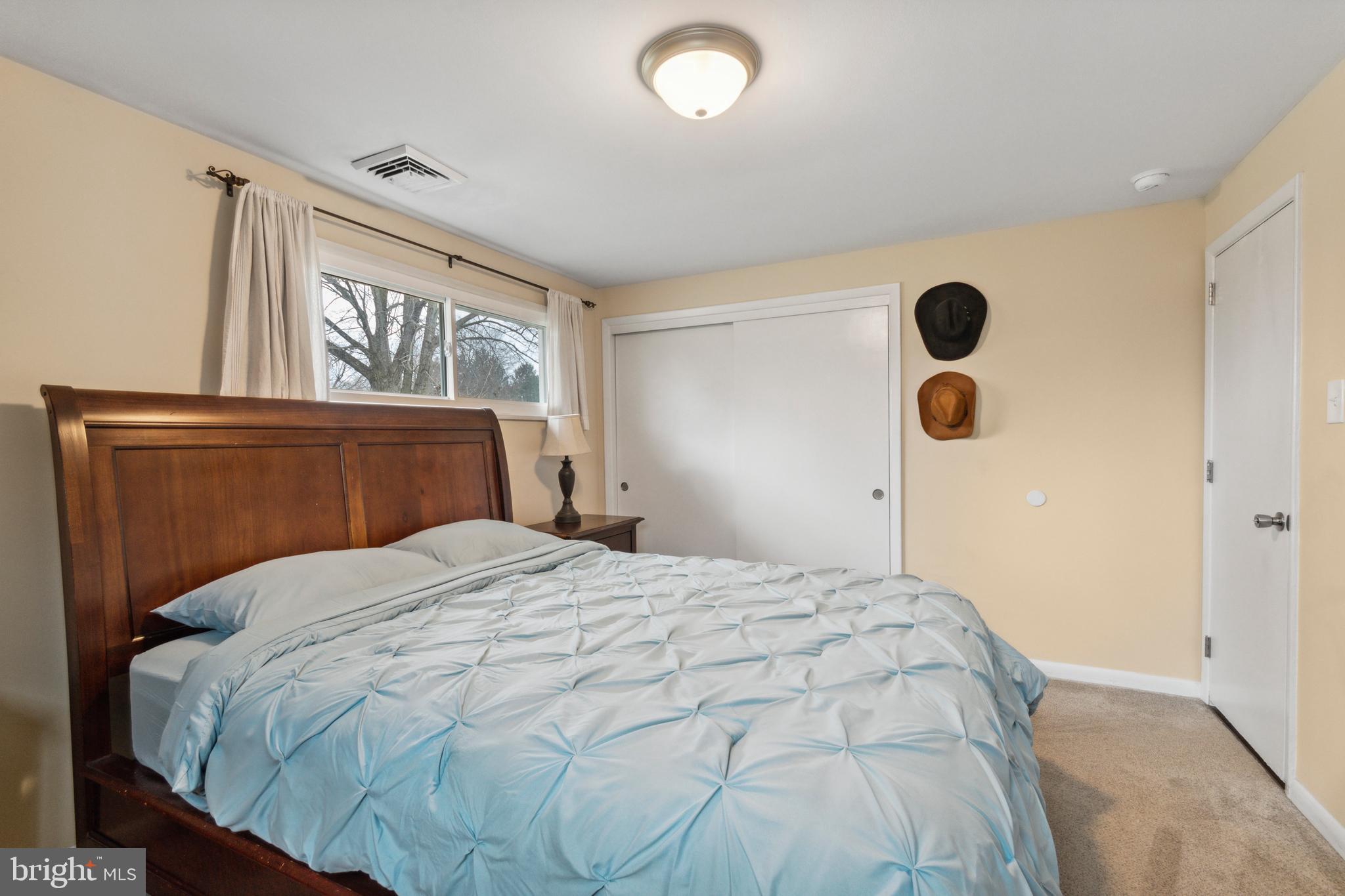 PENNSBURY HILLS - Residential