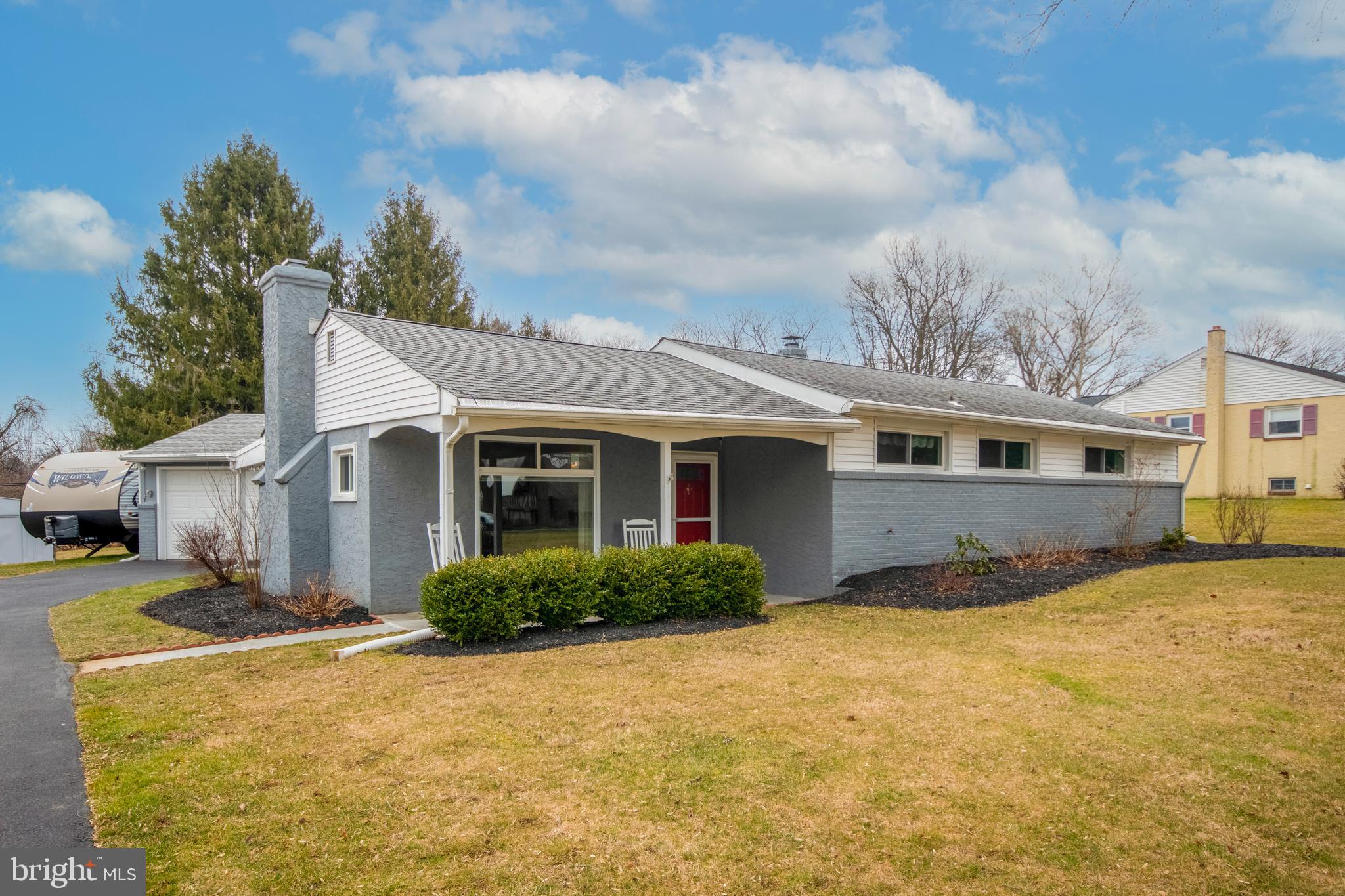 PENNSBURY HILLS - Residential