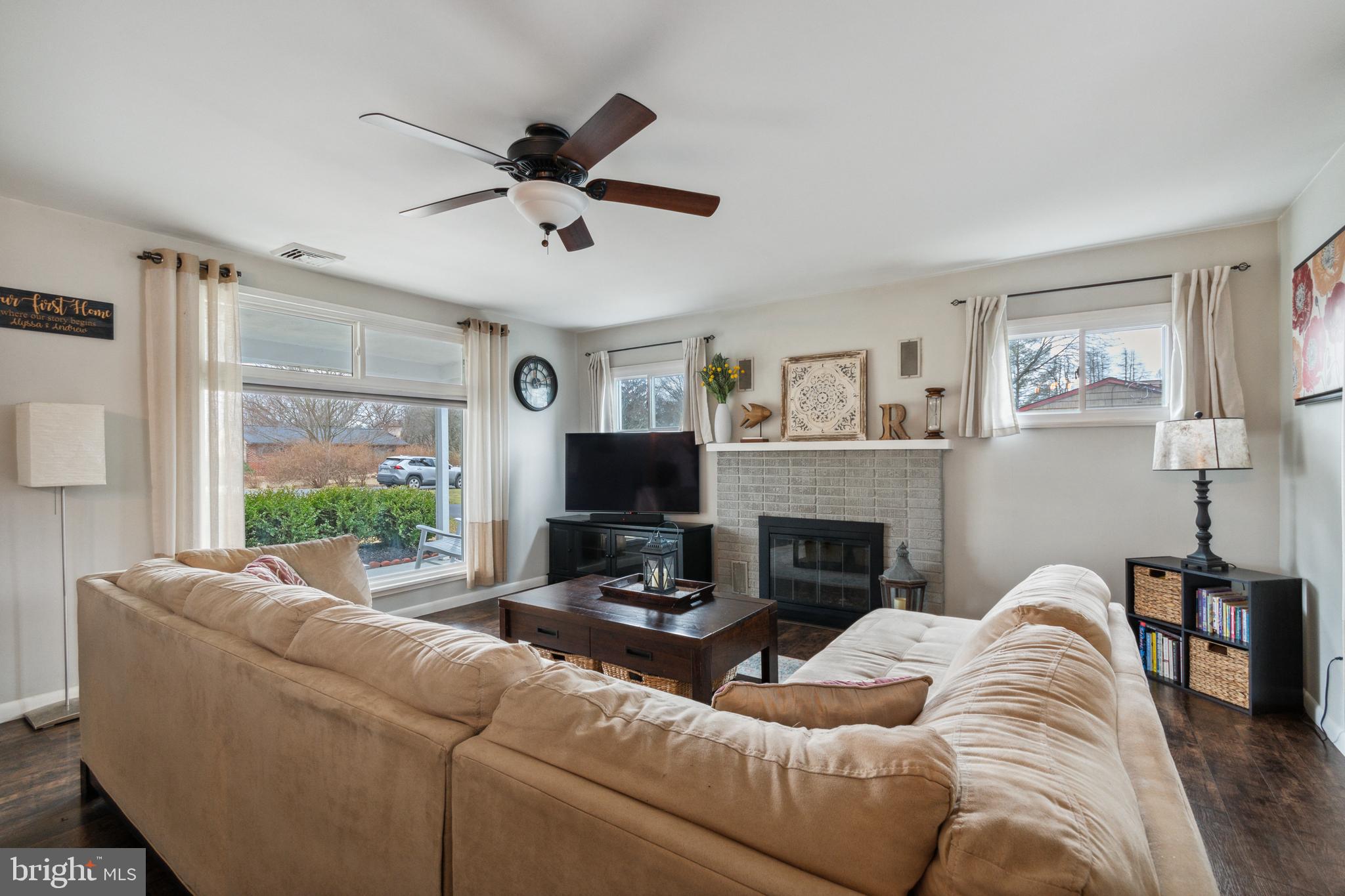 PENNSBURY HILLS - Residential