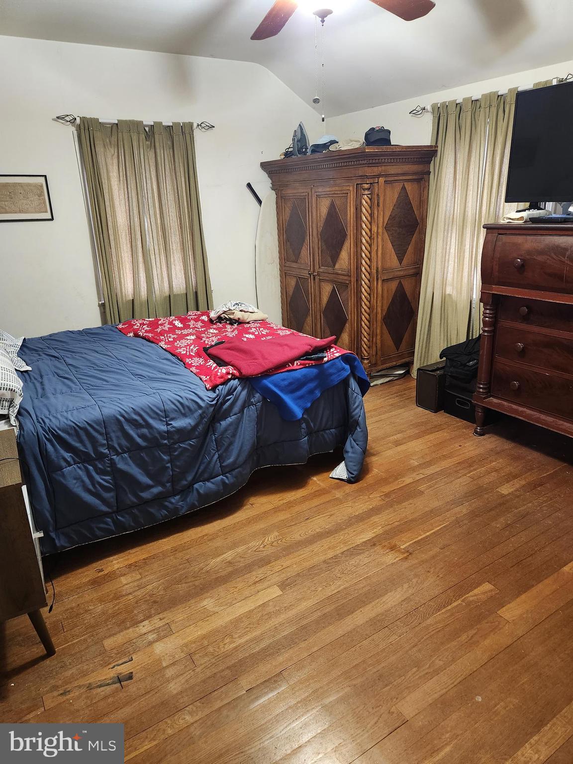 ARLINGTON HEIGHTS - Residential