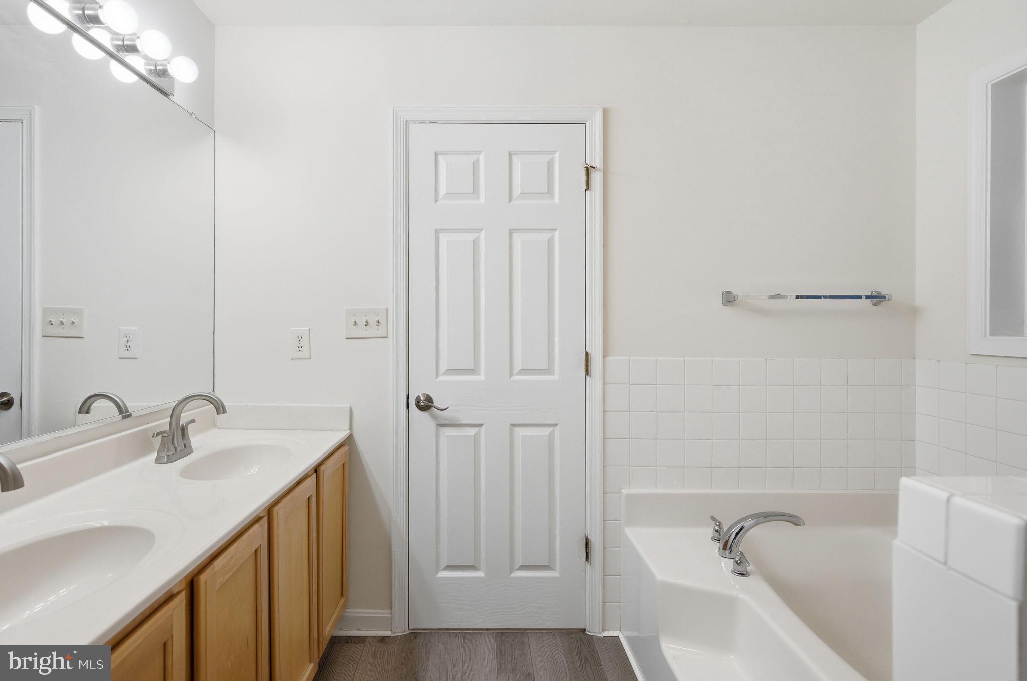 SYCAMORE VILLAGE - Residential