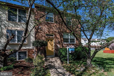 6317 BETSY ROSS COURT CENTREVILLE VA 20121