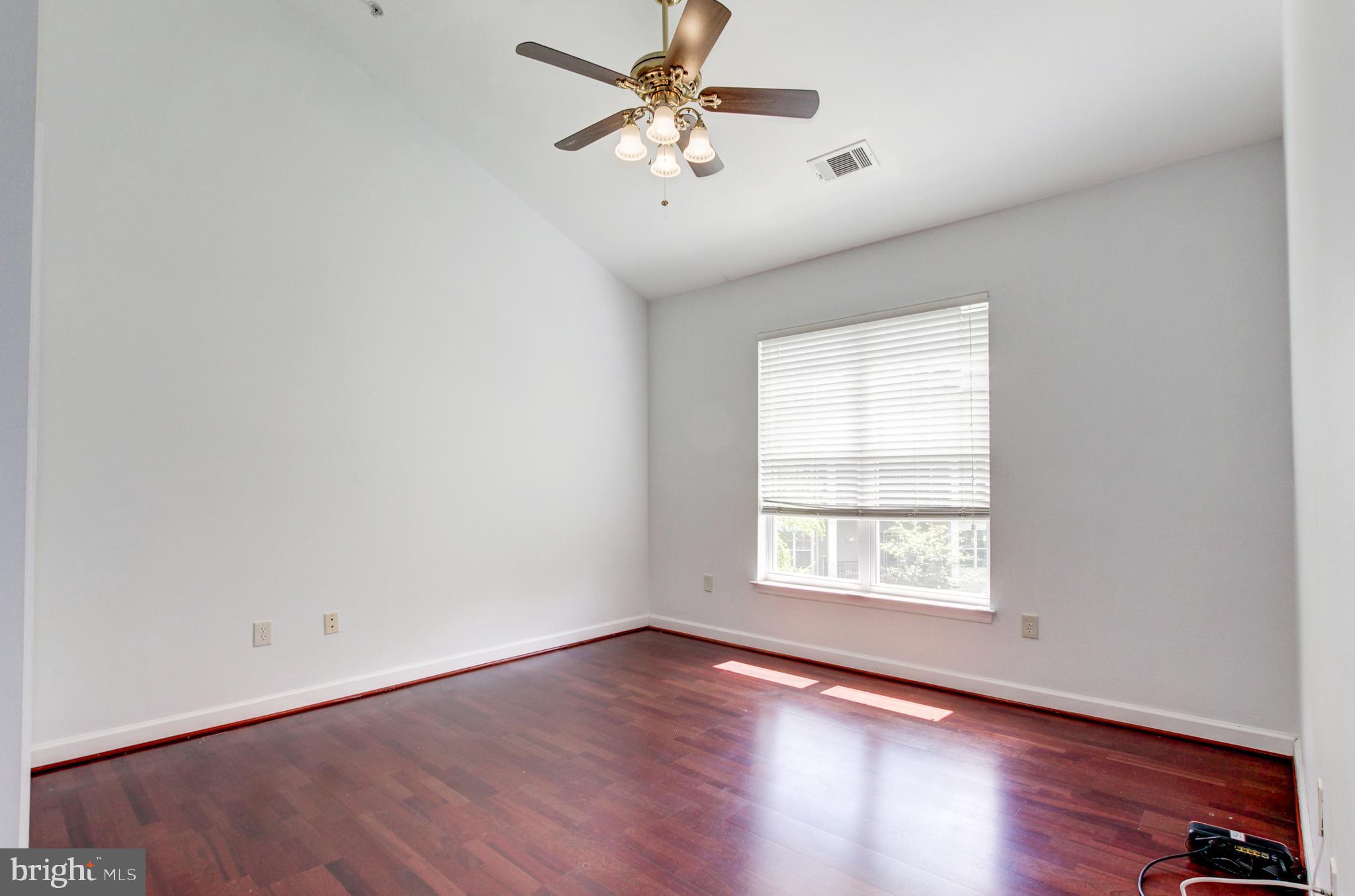 FITZ AT ROCKVILLE TOWN C - Residential