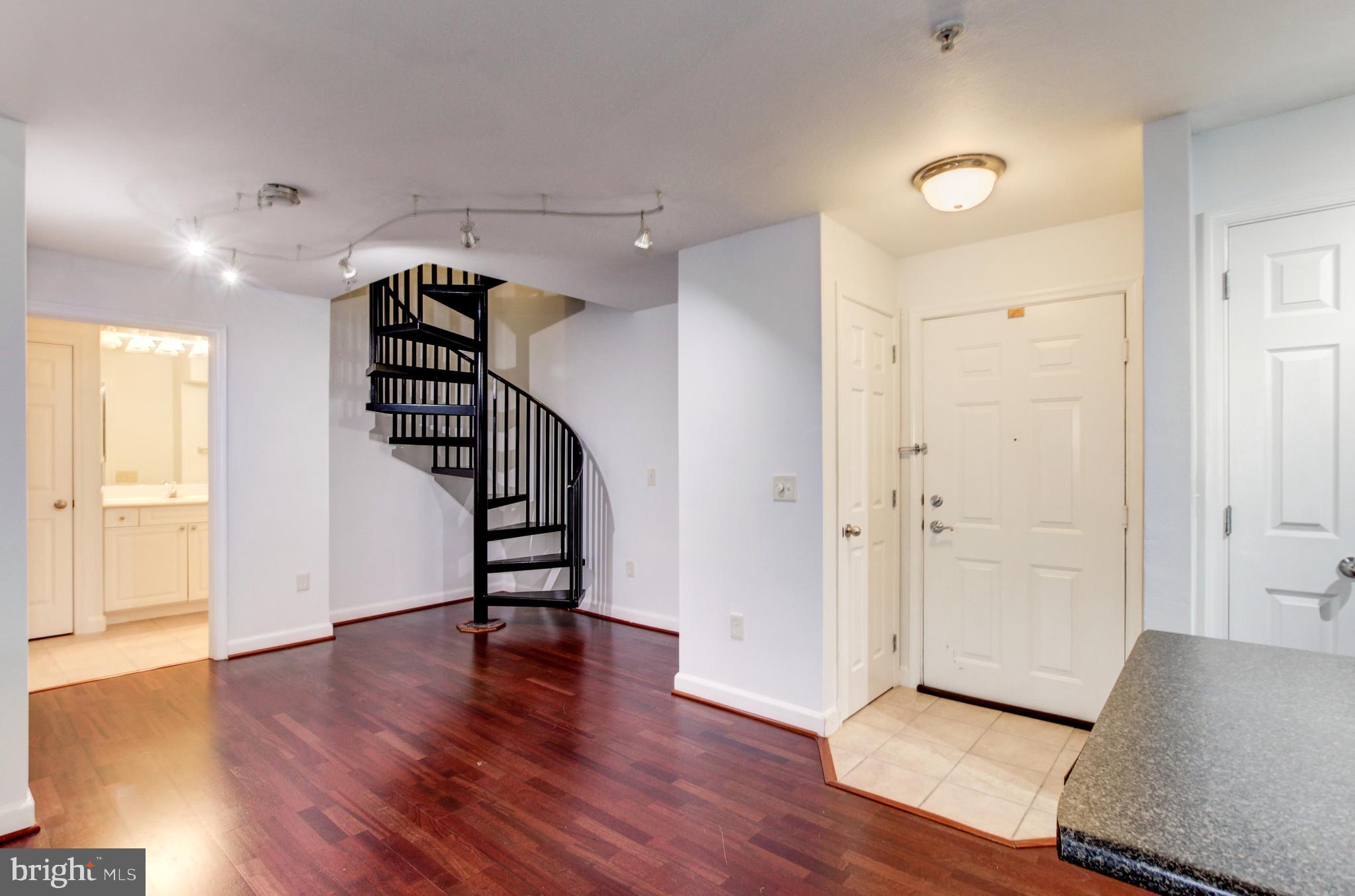 FITZ AT ROCKVILLE TOWN C - Residential